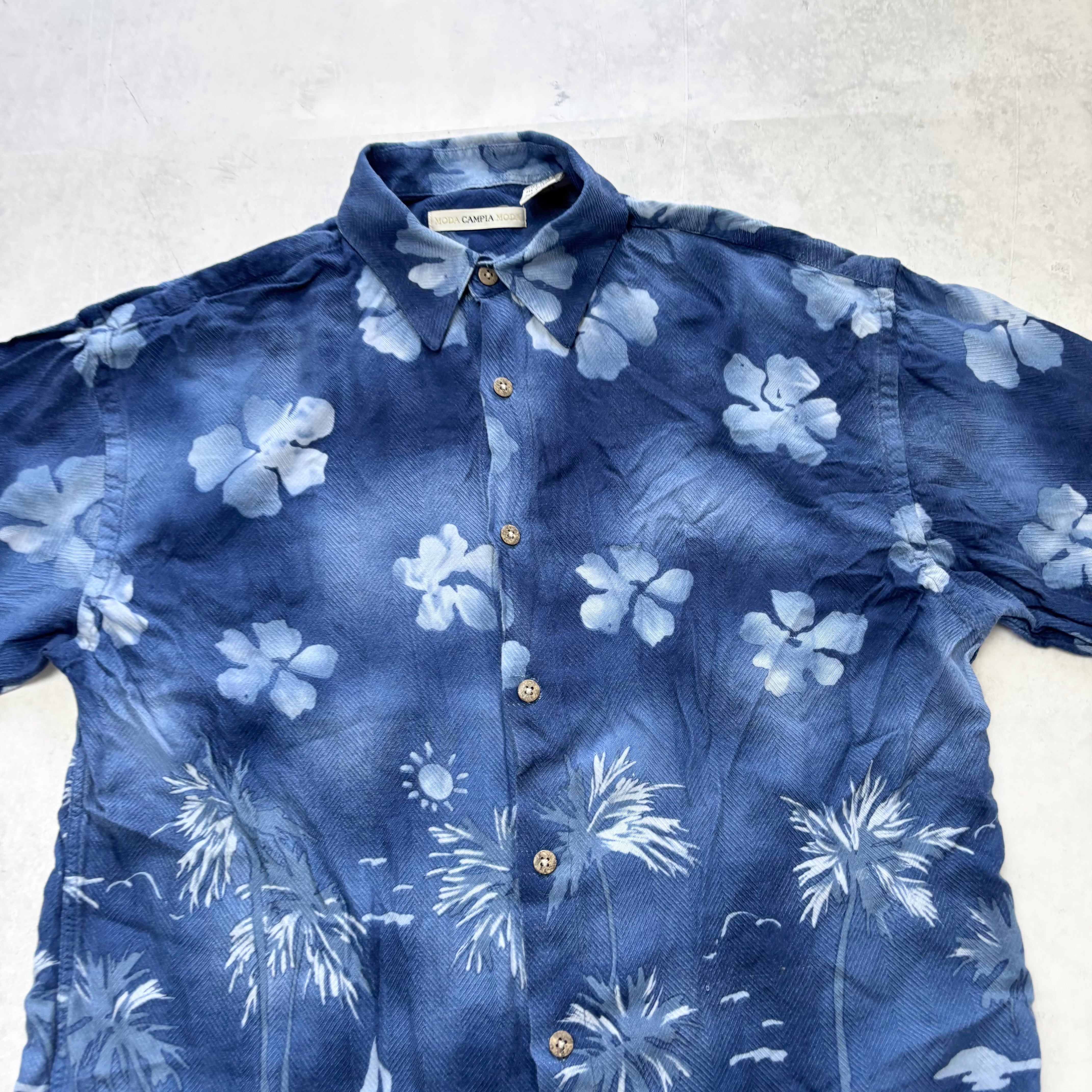 Hawaiian Shirt Mens Small Blue Aloha Floral Short Sleeve Rayon (E)