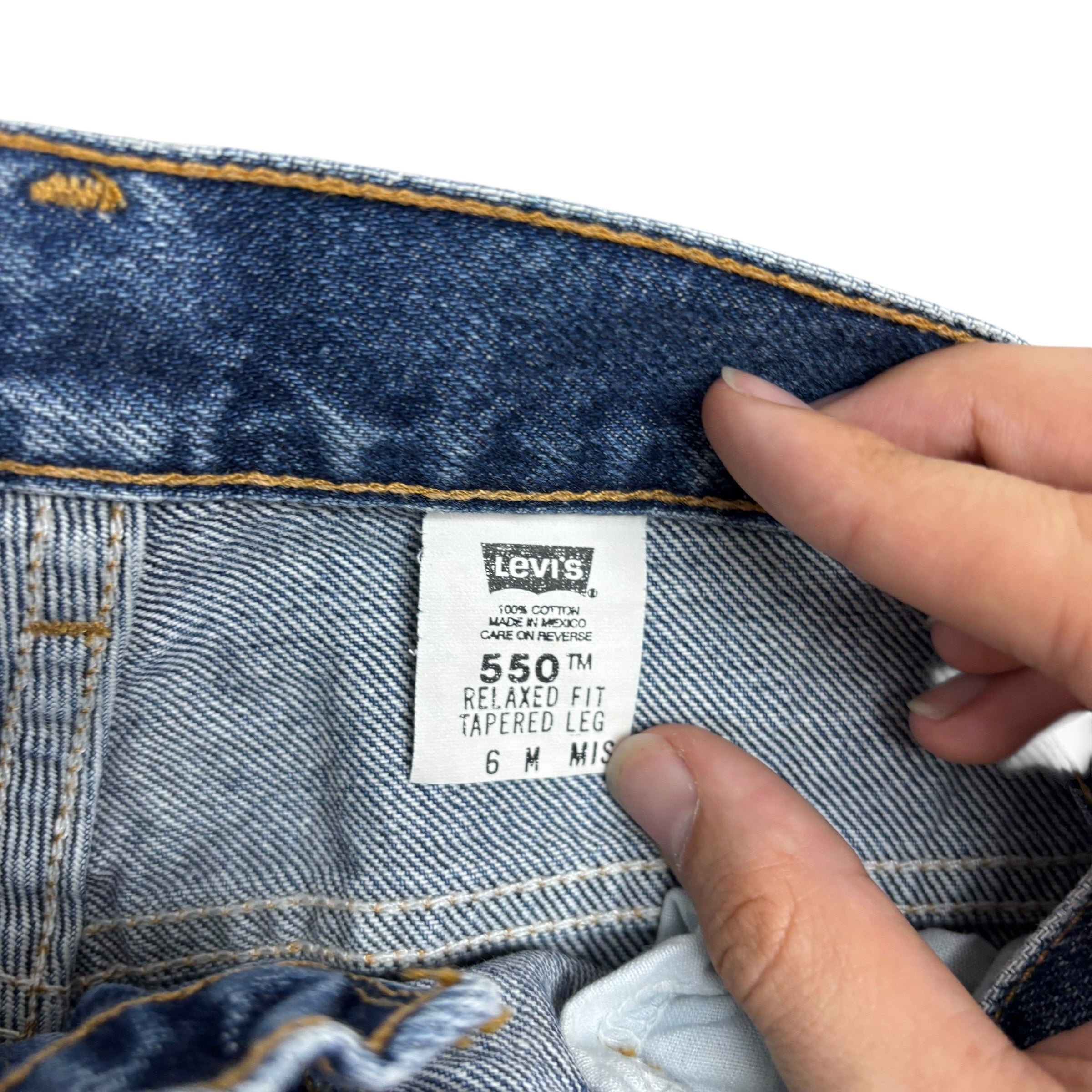 Levis 550 Jeans W27 L32 Womens Mid Blue Relaxed Tapered Fit Vintage (E)