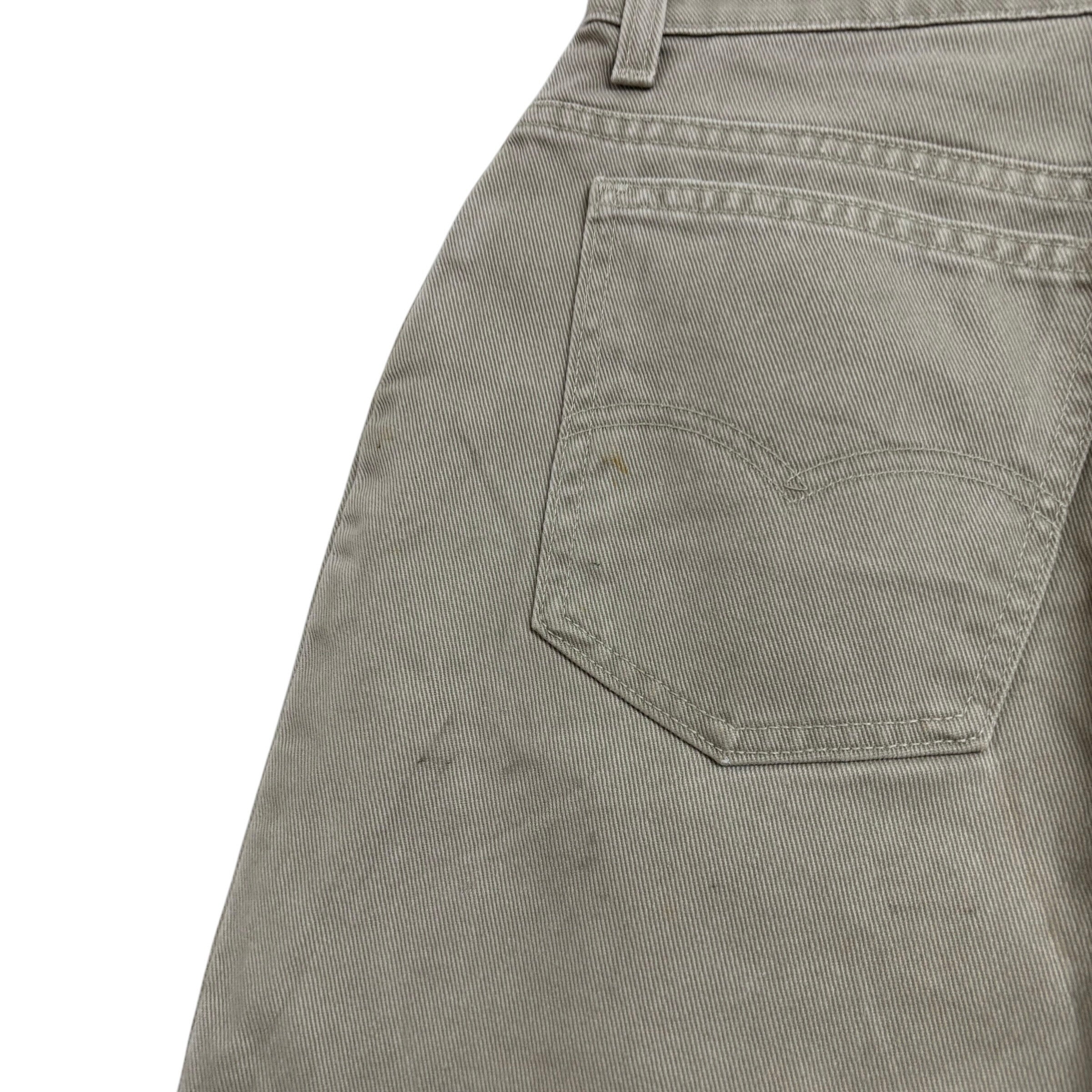 Levis 551 Jeans W32 L30 Womens Beige Relaxed Taper Made In USA Vintage Denim
