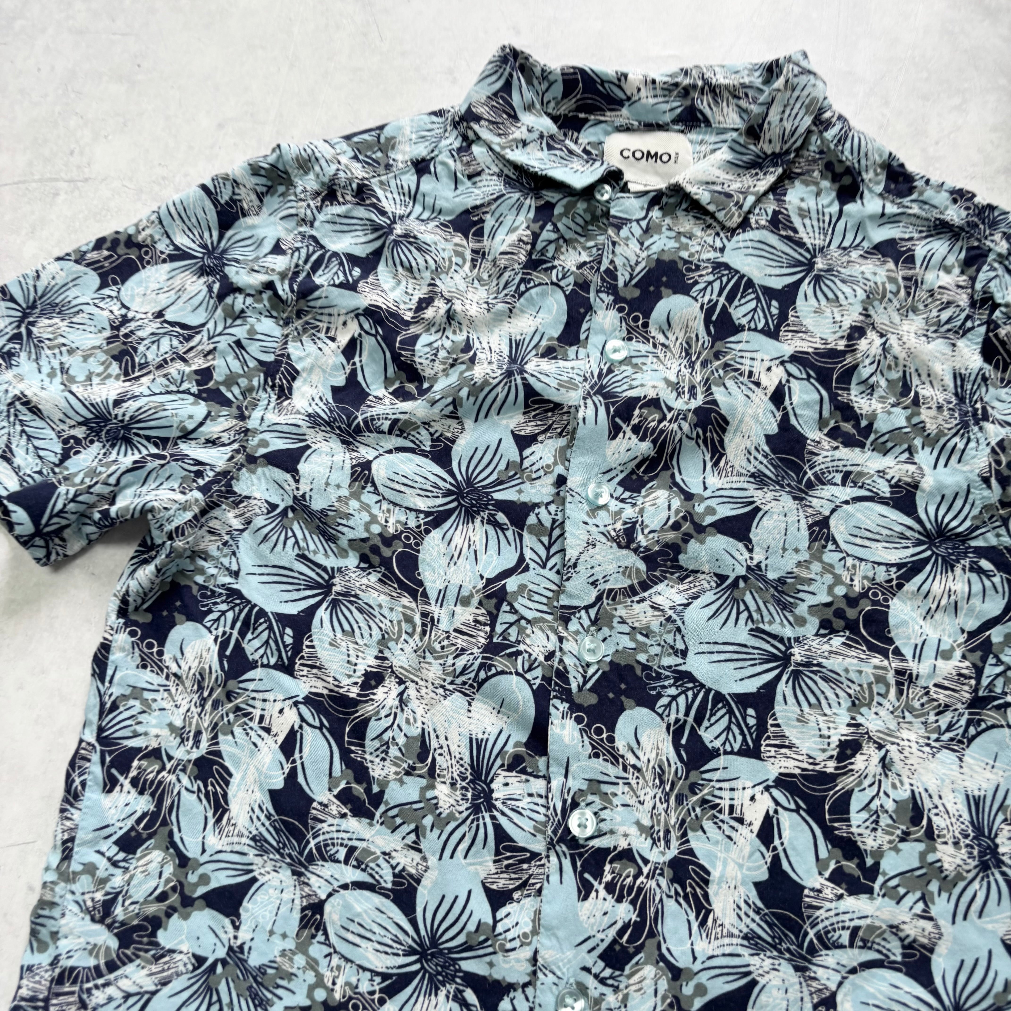 Hawaiian Shirt Mens Small Blue Floral Aloha Short Sleeve Rayon Regular Fit (E)