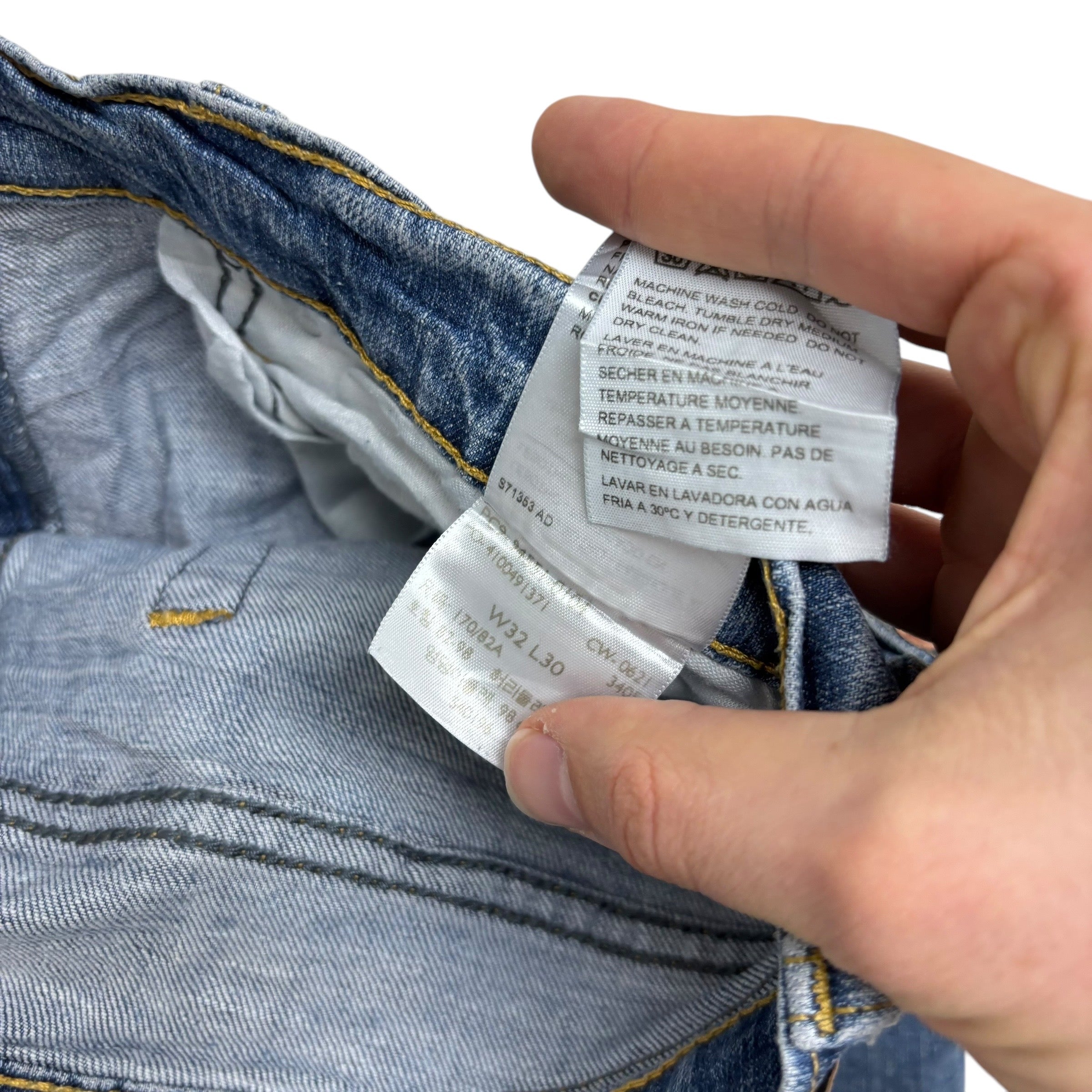 Levis Signature Jeans W32 L29 Mens Light Blue Athletic Fit Stretch Denim (E)