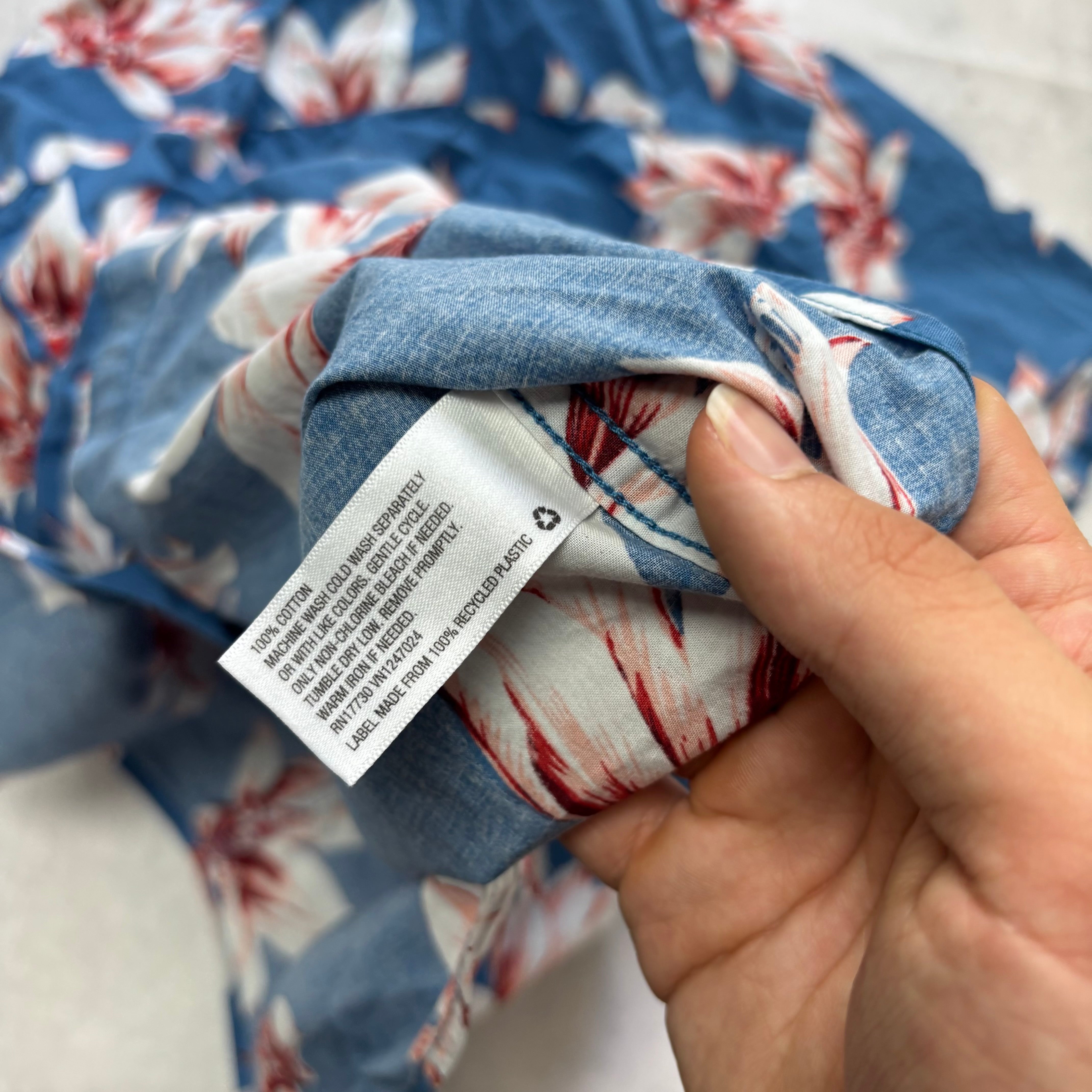 Hawaiian Shirt Mens Medium Blue Floral Short Sleeve Cotton Regular Fit (E)