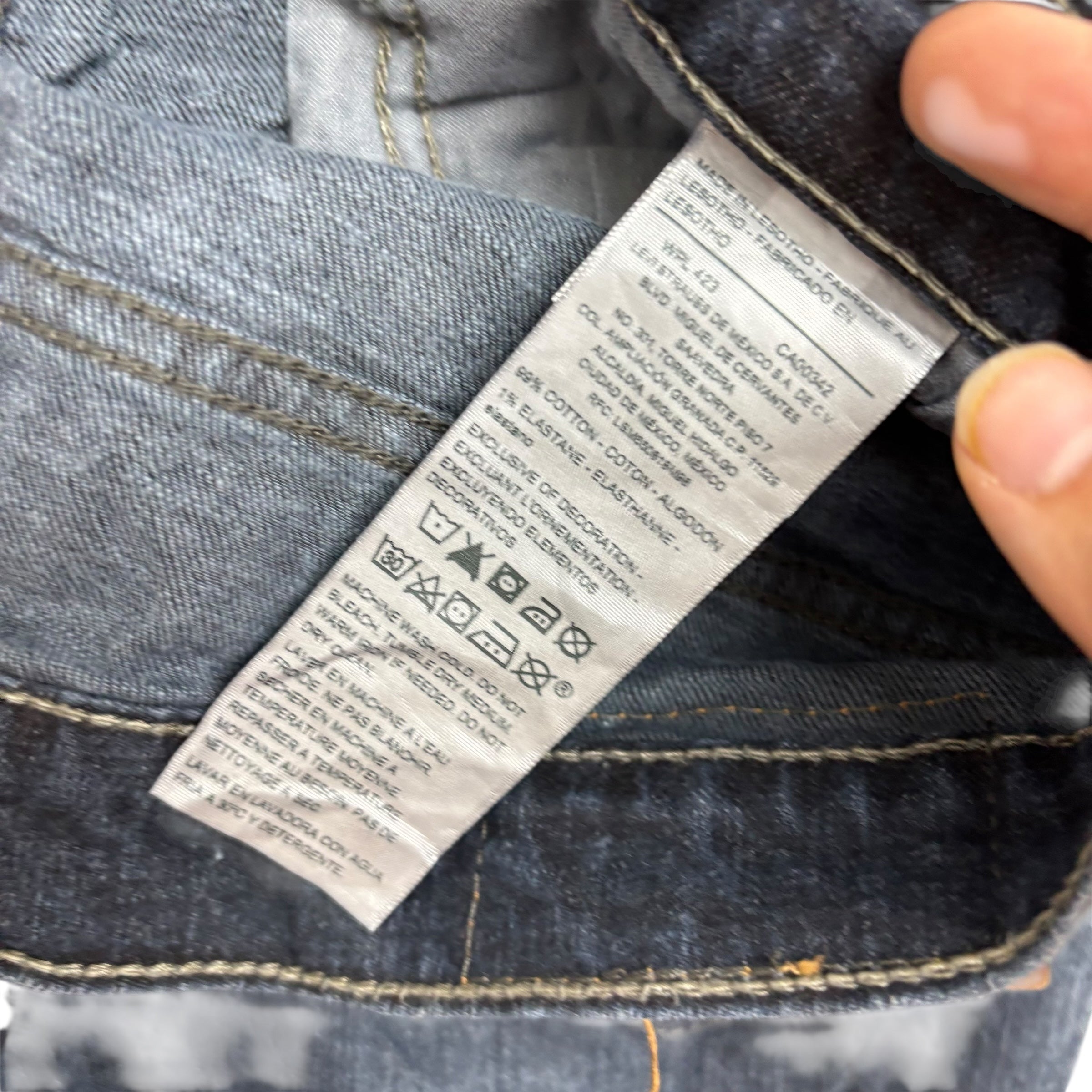 Levis Signature Jeans W33 L30 Mens Navy Blue Slim Fit Stretch Denim (E)