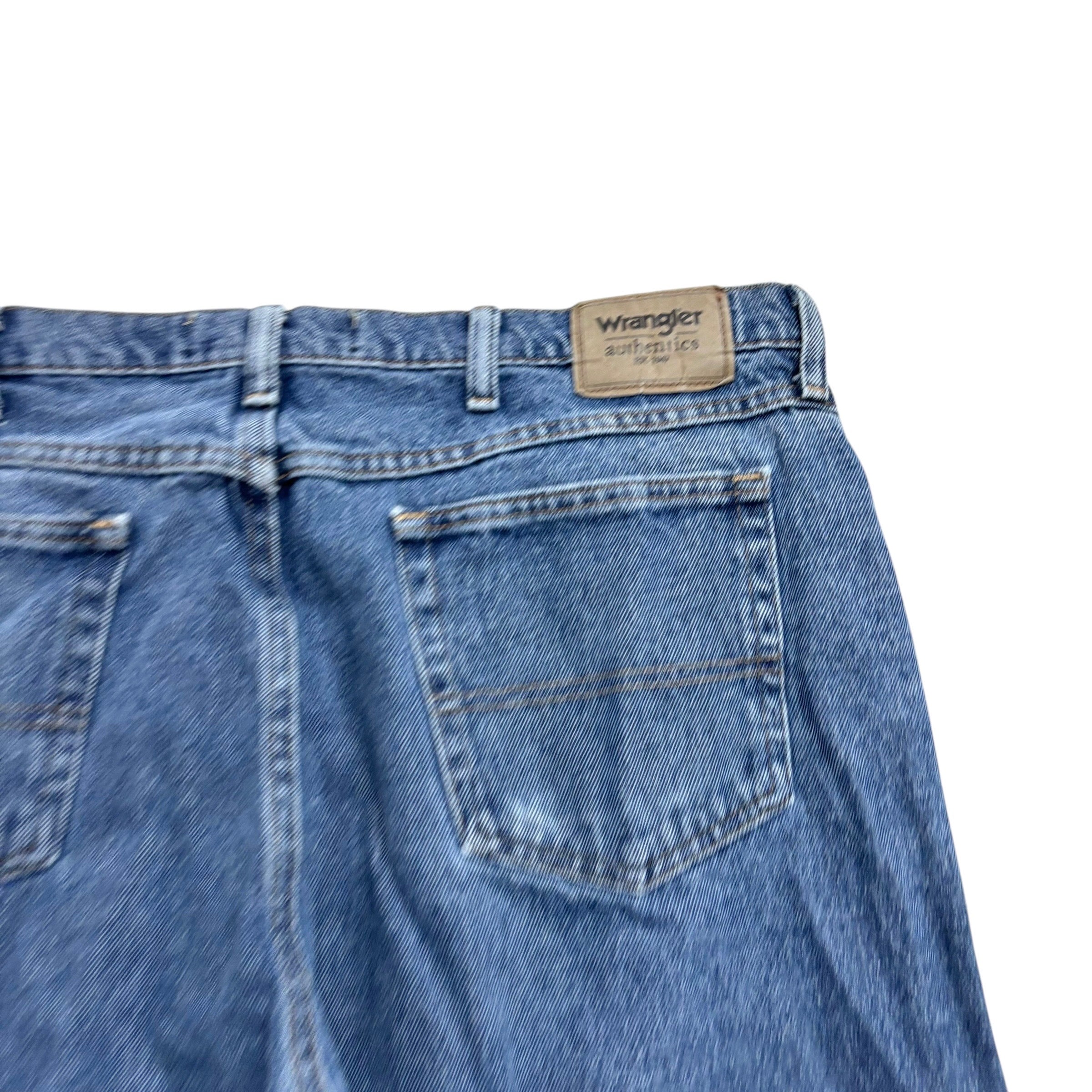 Wrangler Jeans W40 L29 Mens Mid Blue Relaxed Straight Fit Baggy Denim (E)