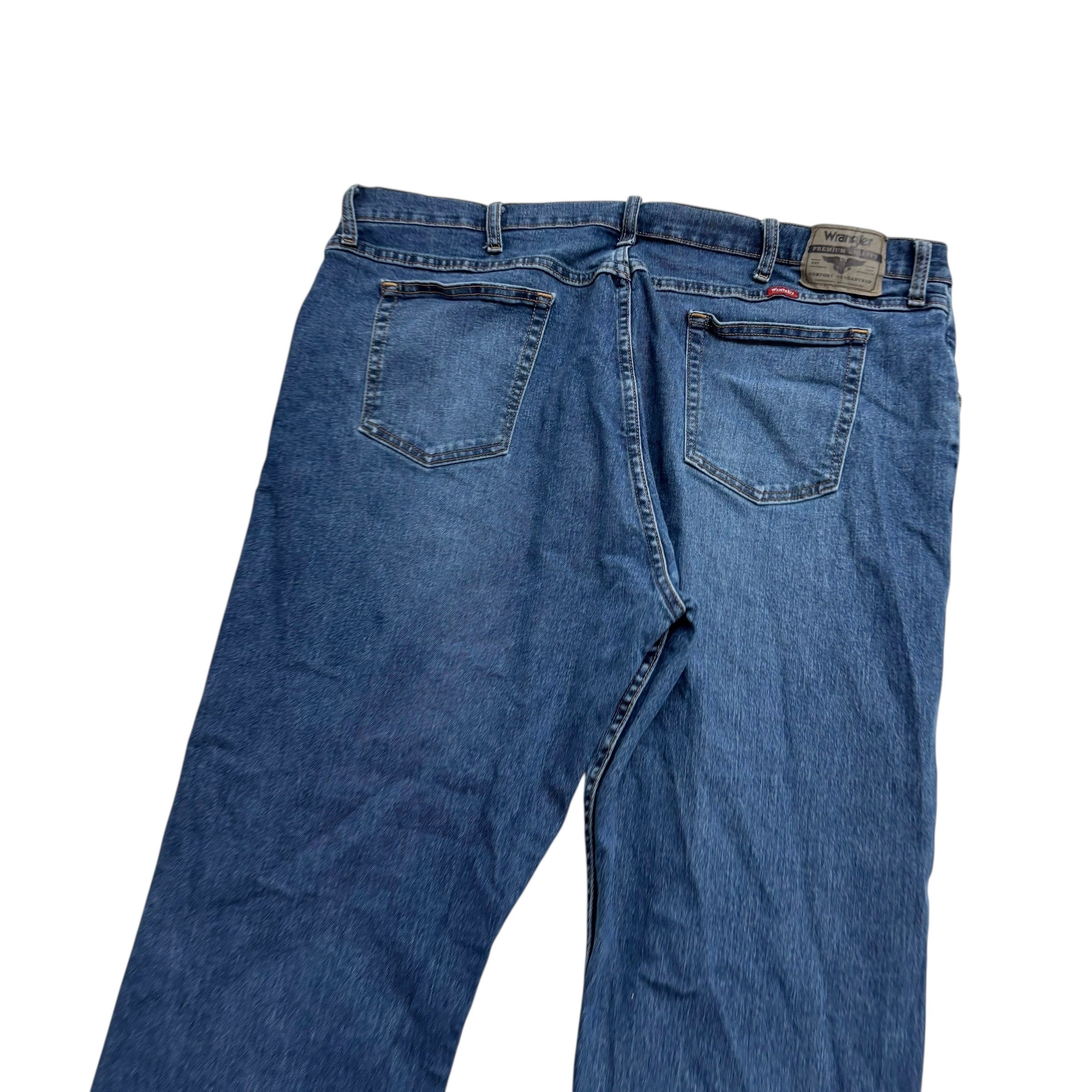Wrangler Jeans W44 L30 Mens Mid Blue Relaxed Straight Fit Stretch Denim (E)