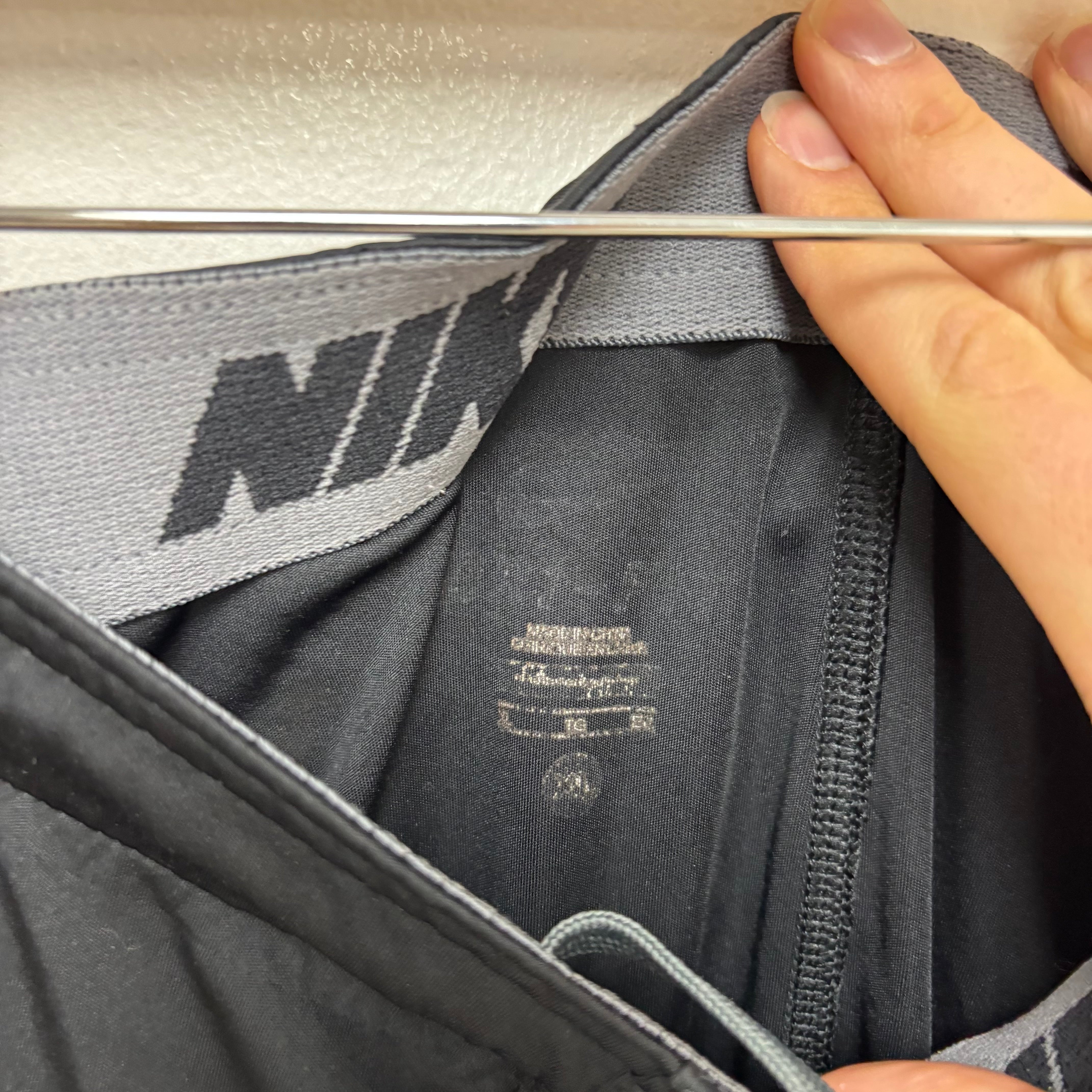 Nike Shorts Mens XL Black Dri Fit Running Sports Gym Athletic Pockets (E)