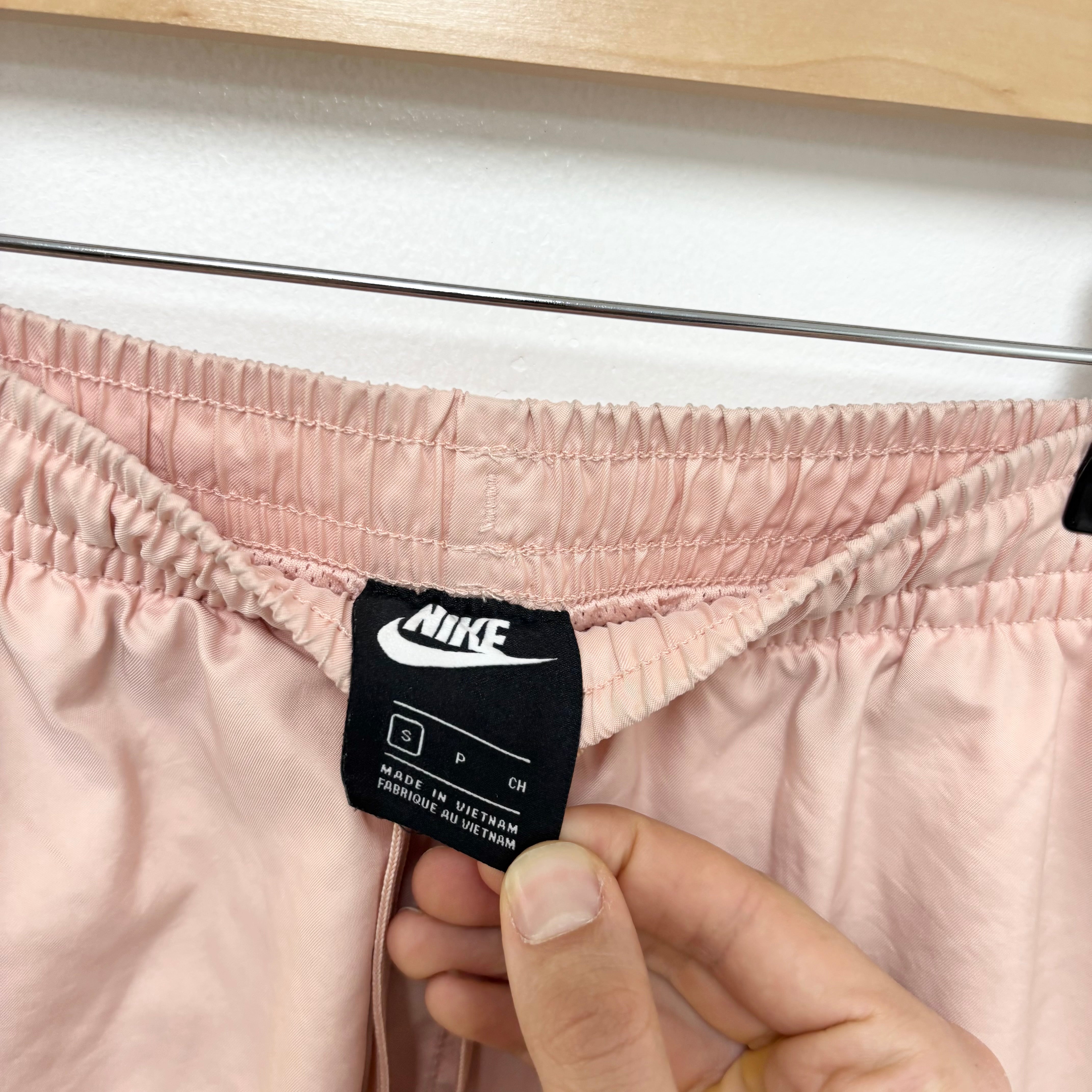 Nike Swimming Shorts Mens Small Pink Surf Beach Swim