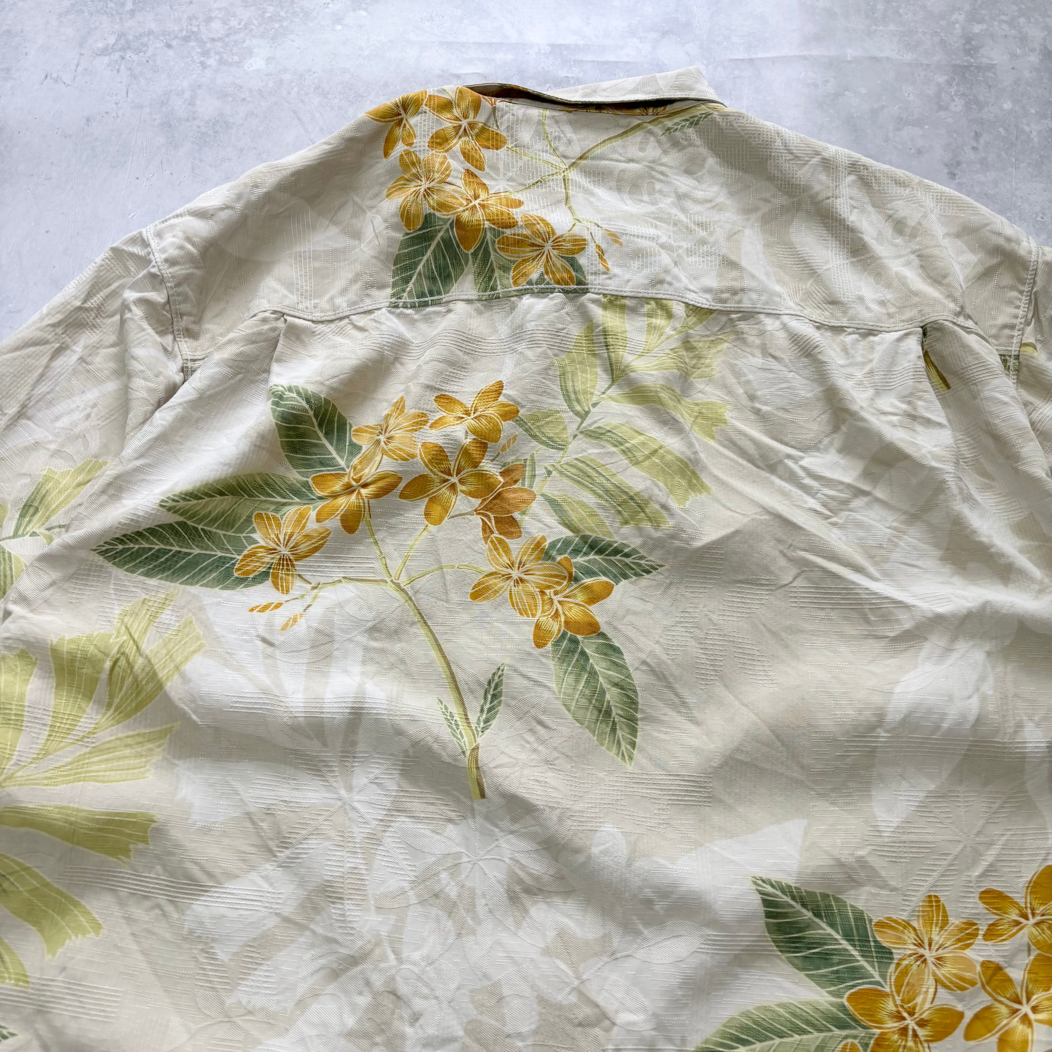 Vintage Hawaiian Shirt Mens XL Cream Floral Aloha Tommy Bahama Silk (E)