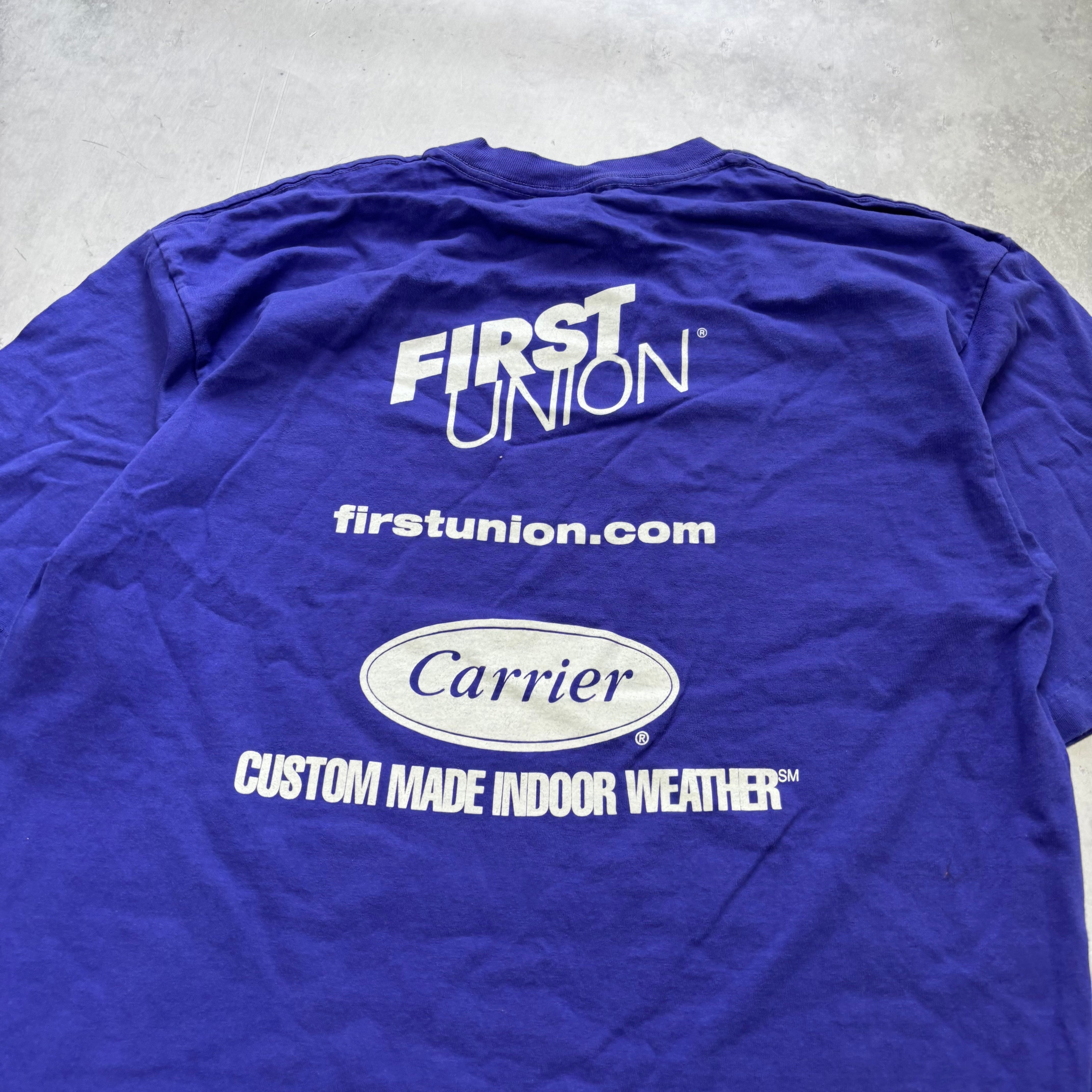 Vintage T Shirt Mens XL Purple Single Stitch Graphic Print 90s NBA Hornets