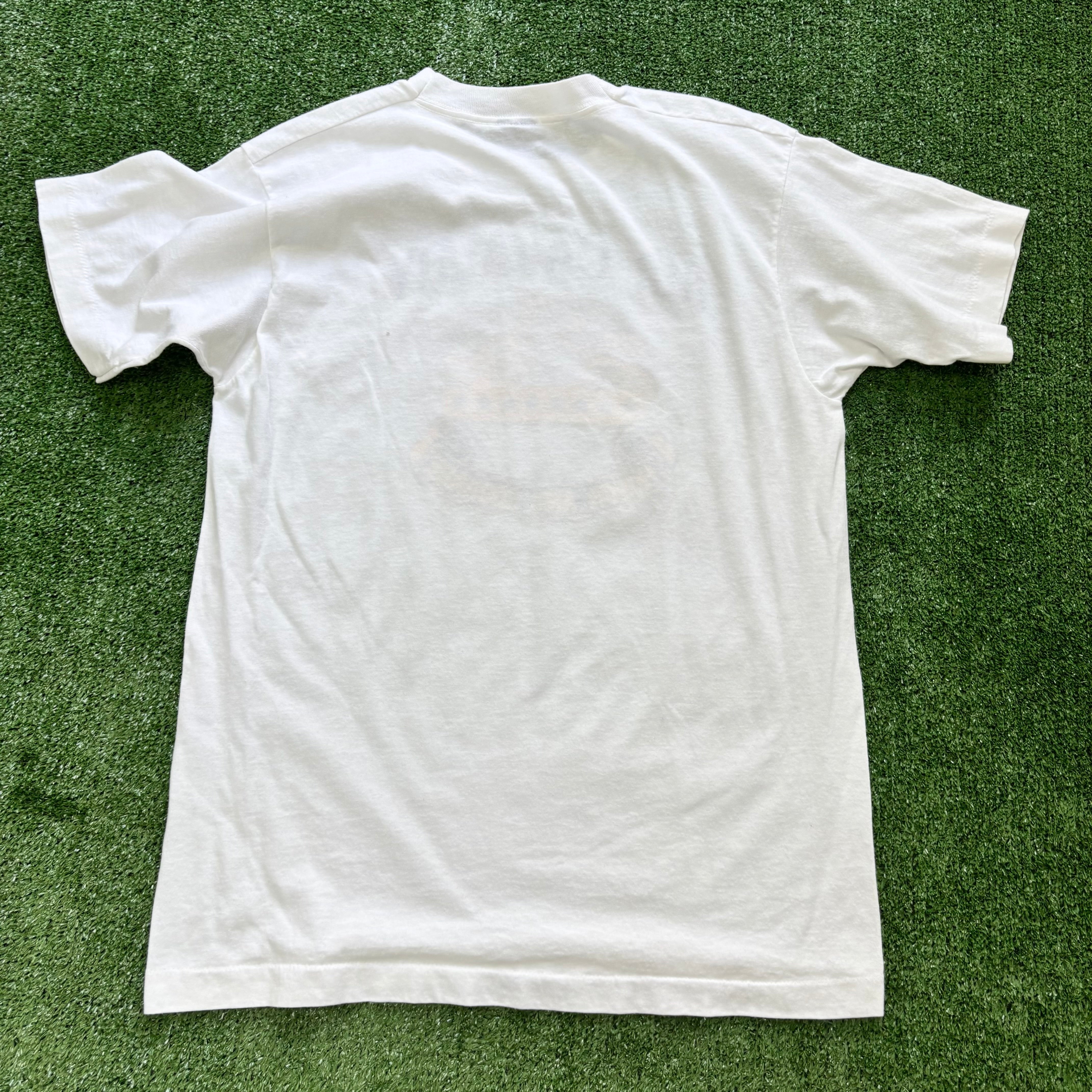 Vintage T Shirt Mens Medium White Single Stitch Graphic Print 90s USA