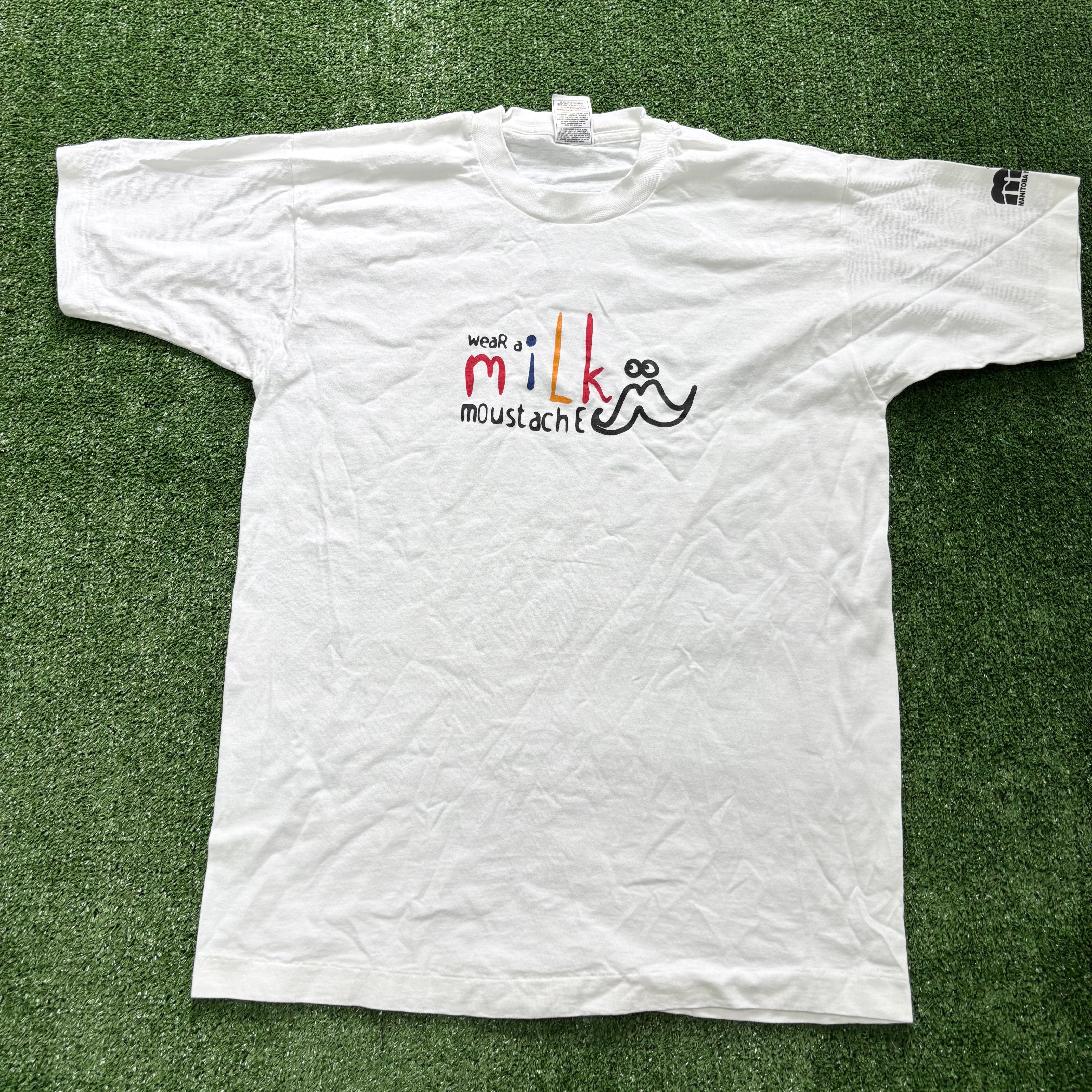 Vintage T Shirt Mens Medium White Single Stitch Graphic Print 90s USA Milk (E)