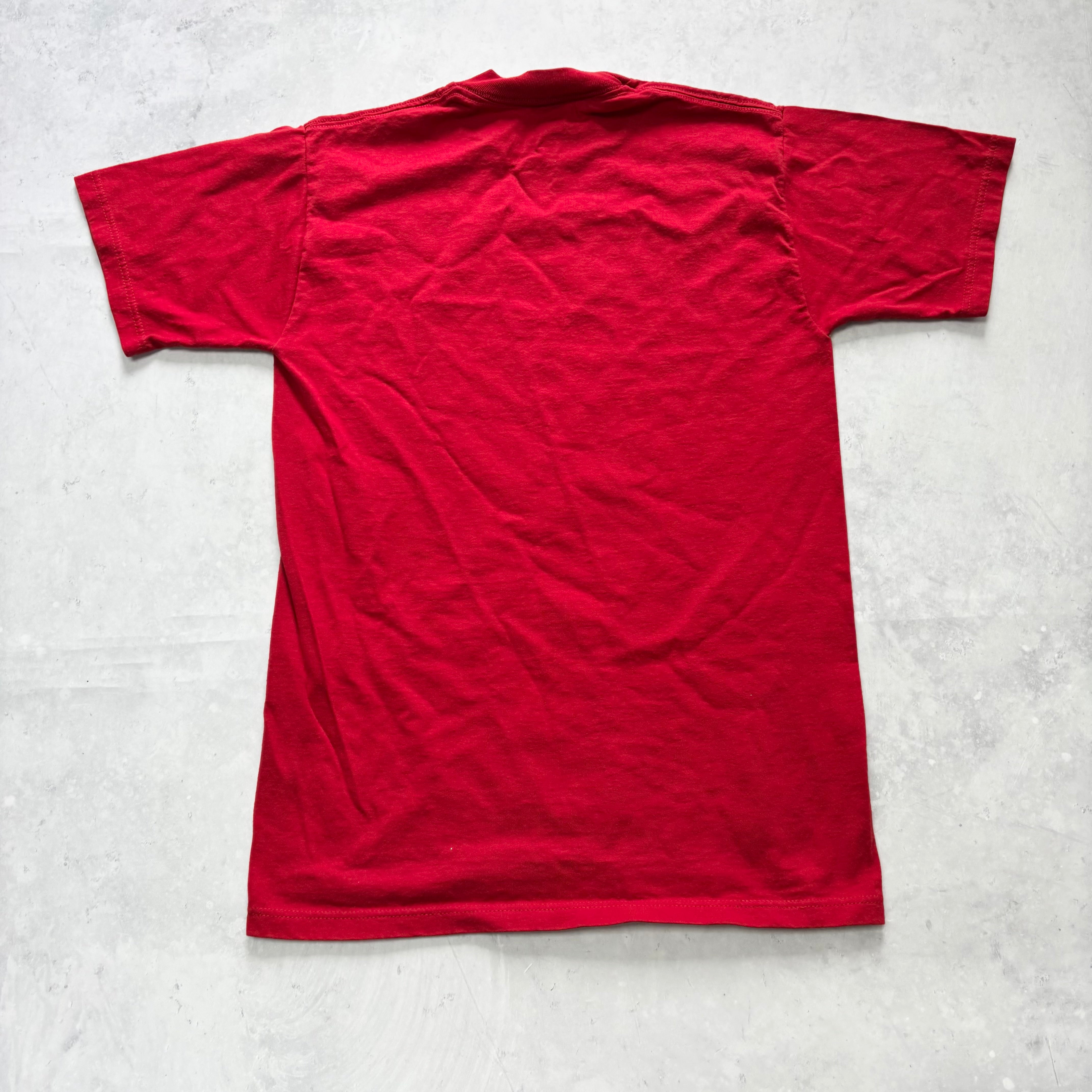 Vintage T Shirt Mens XS Red Graphic Print 90s USA School (E)