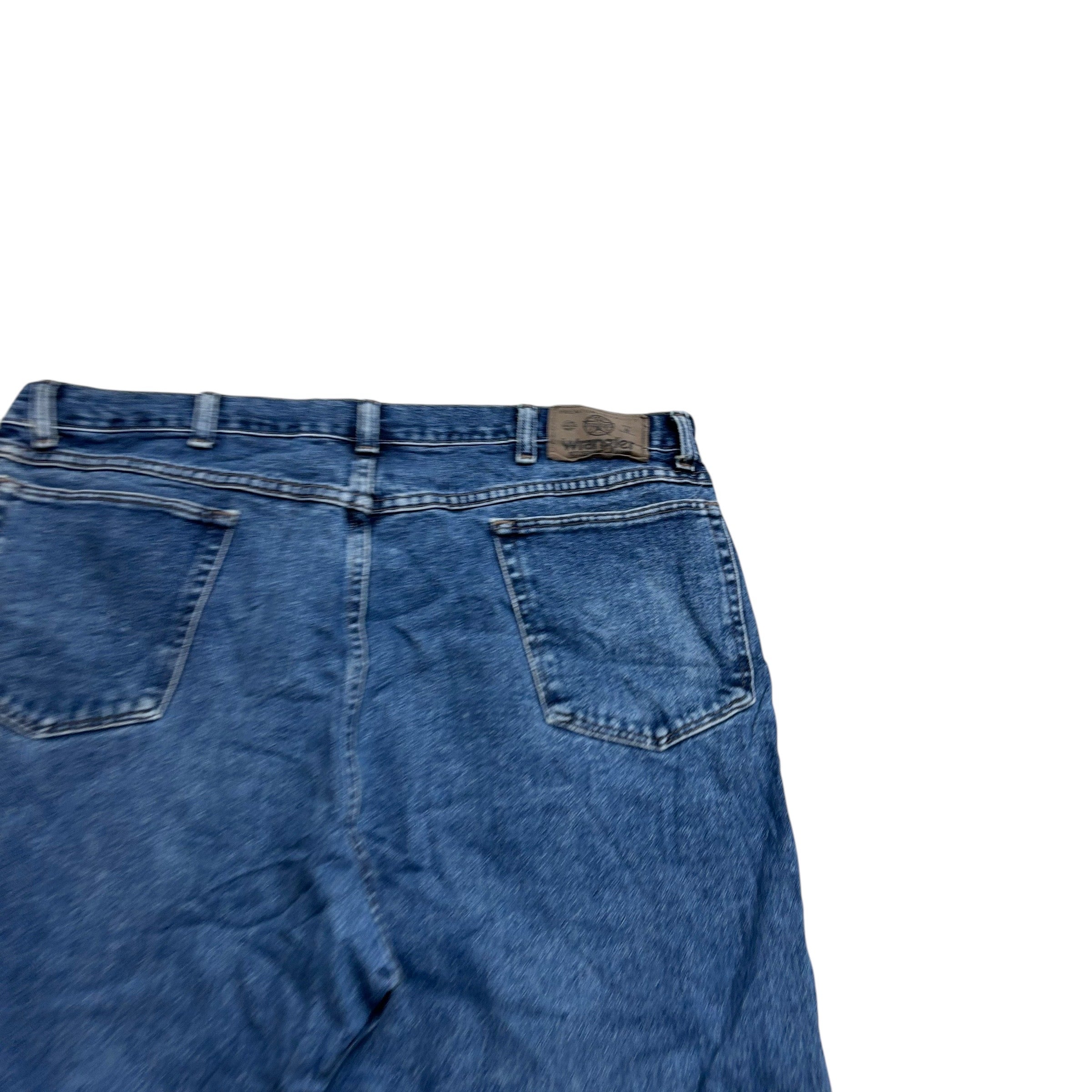 Wrangler Jeans W40 L30 Mens Mid Blue Relaxed Tapered Fit Vintage Denim (E)