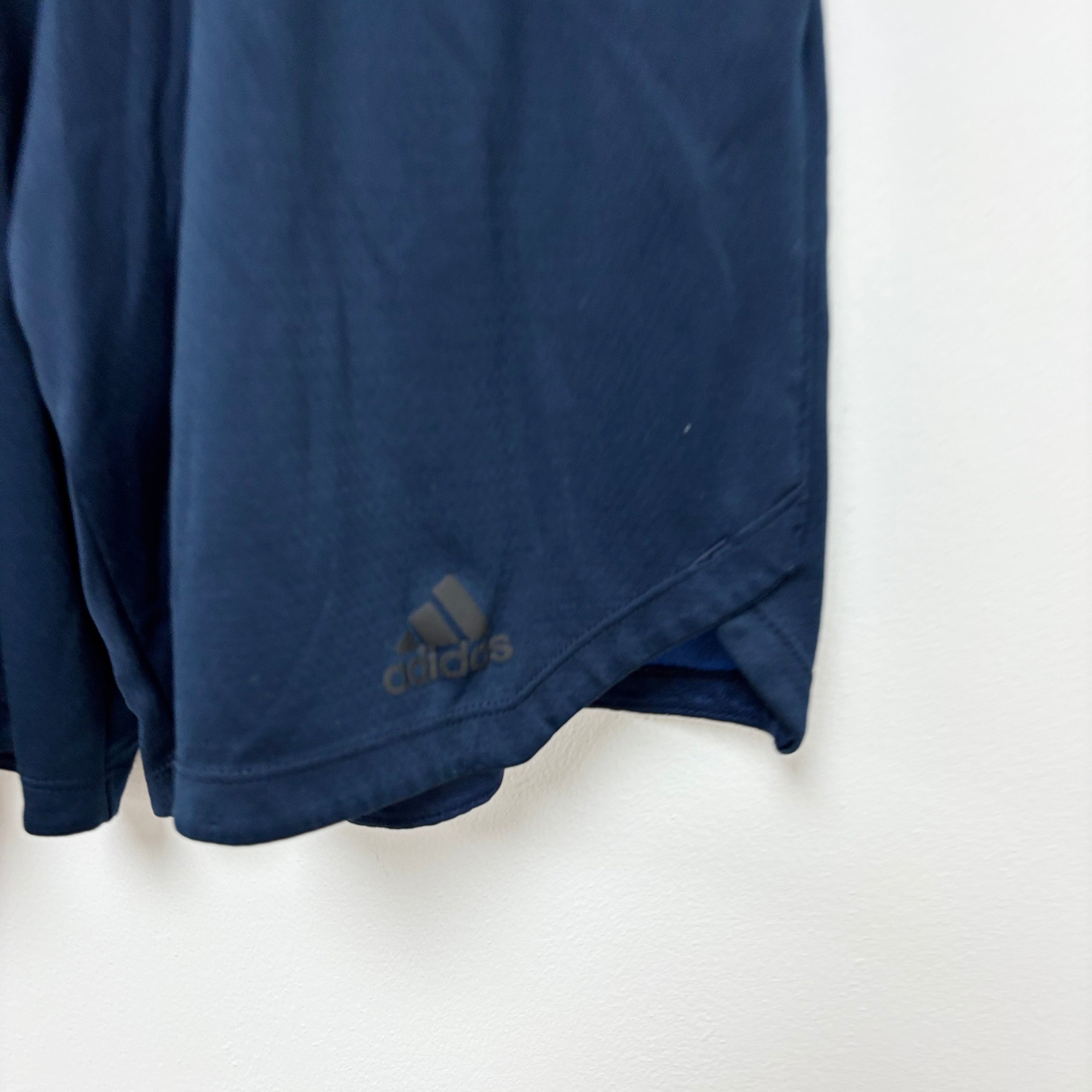 Adidas Shorts Mens Medium Navy Blue Sports Running Gym Athletic Pockets