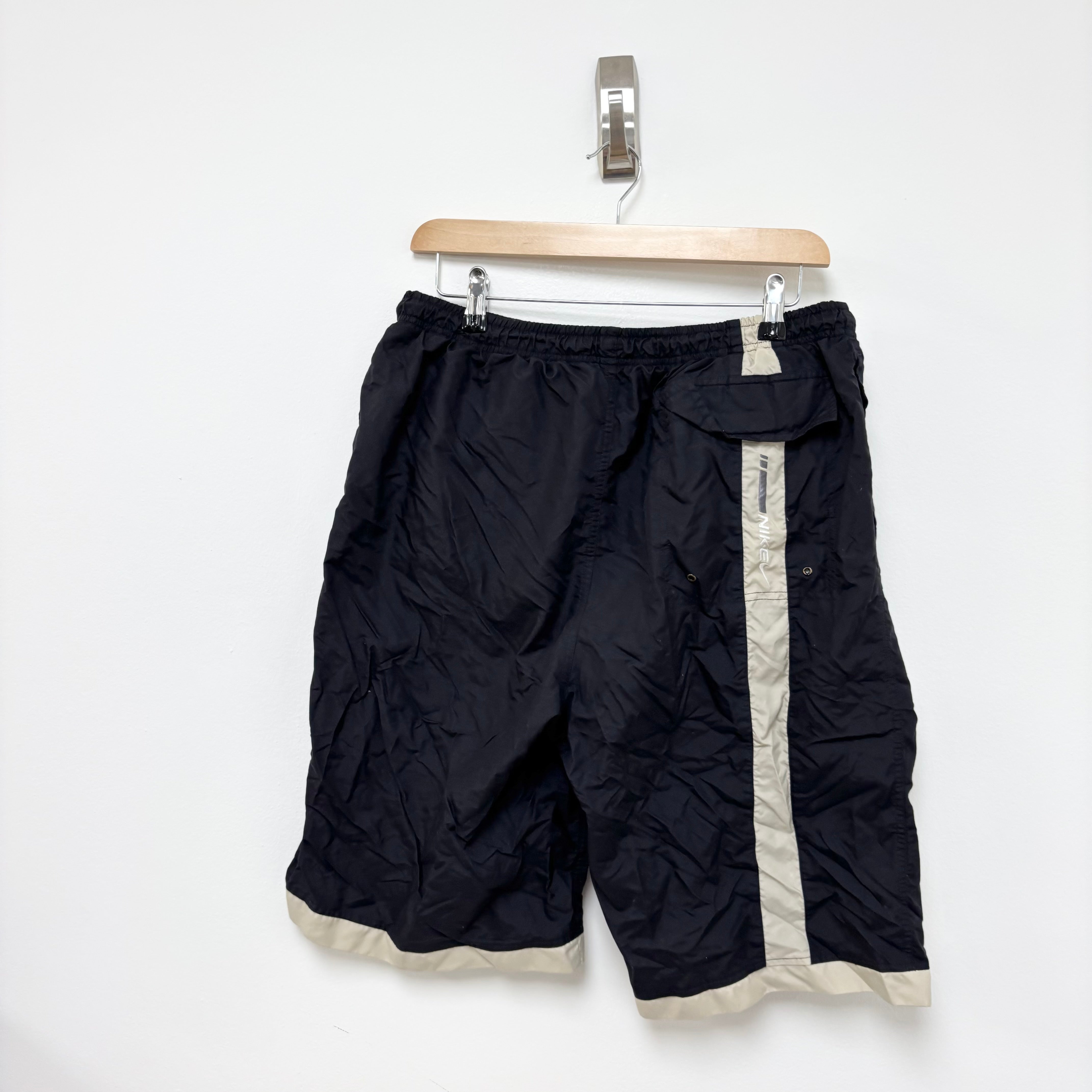 Nike Swimming Shorts Mens Large Black Vintage Surf Beach Swim (E)