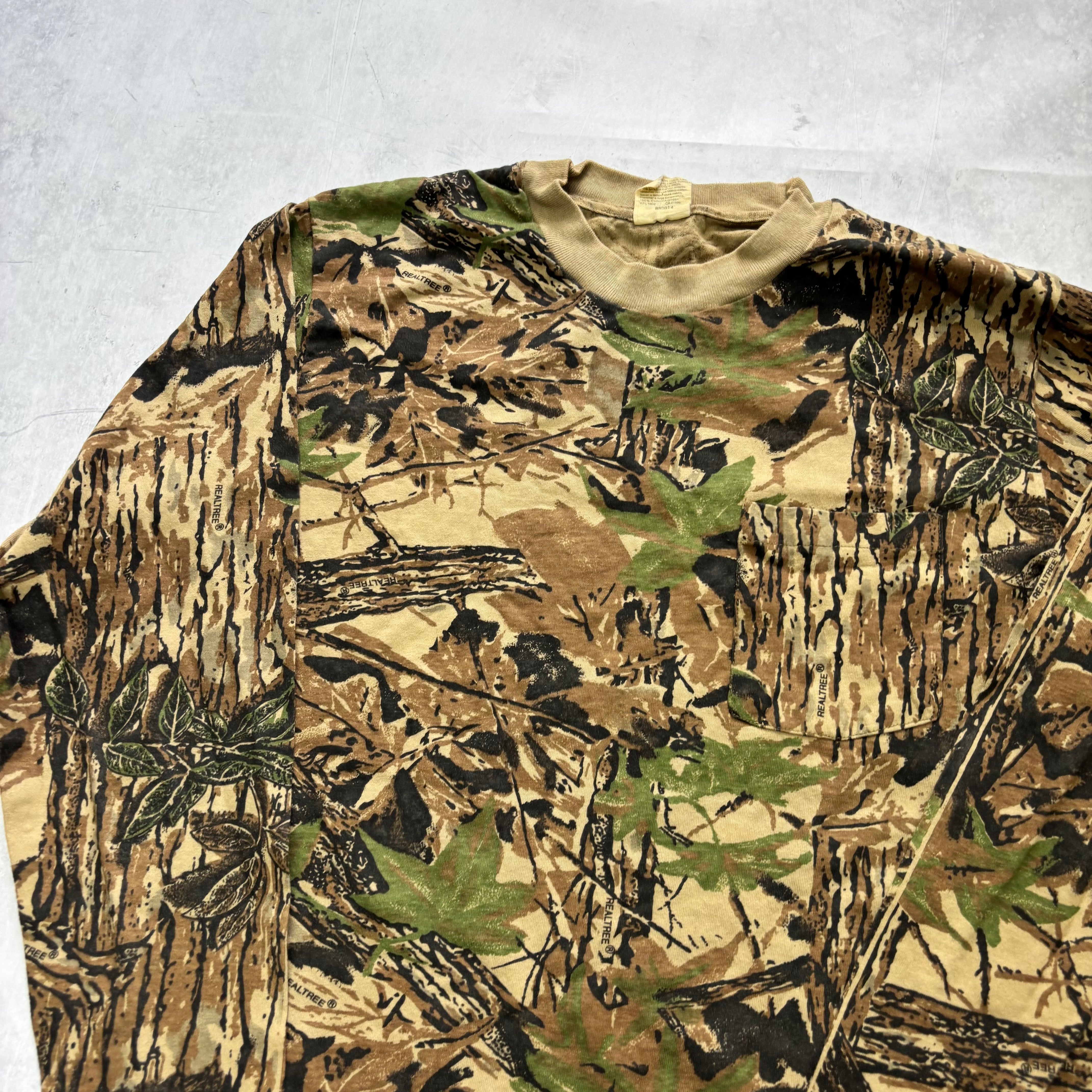 Vintage RealTree T Shirt Mens Medium Camo 90s Hunting Long Sleeve (E)