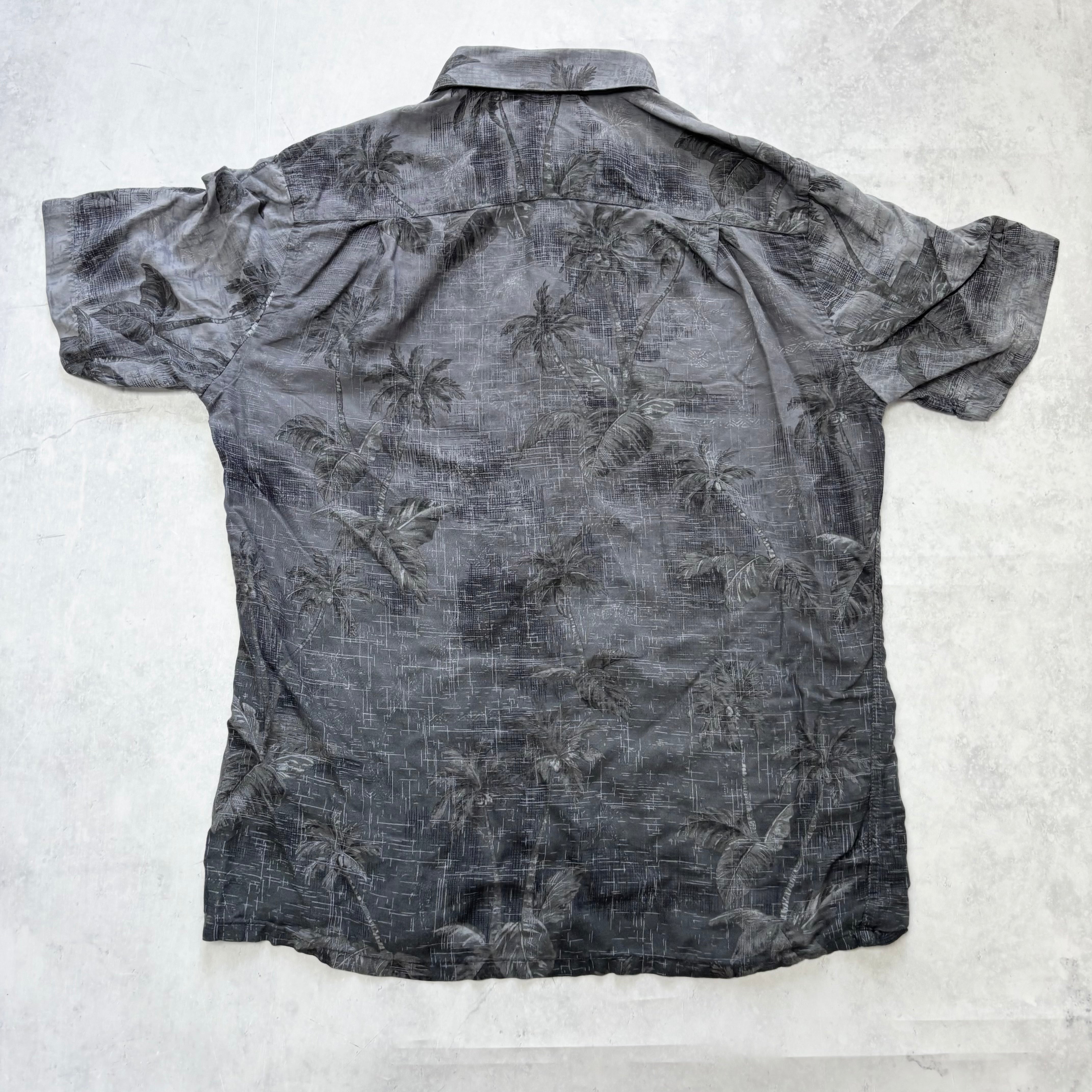 Hawaiian Shirt Mens Medium Grey Floral Aloha Short Sleeve Rayon