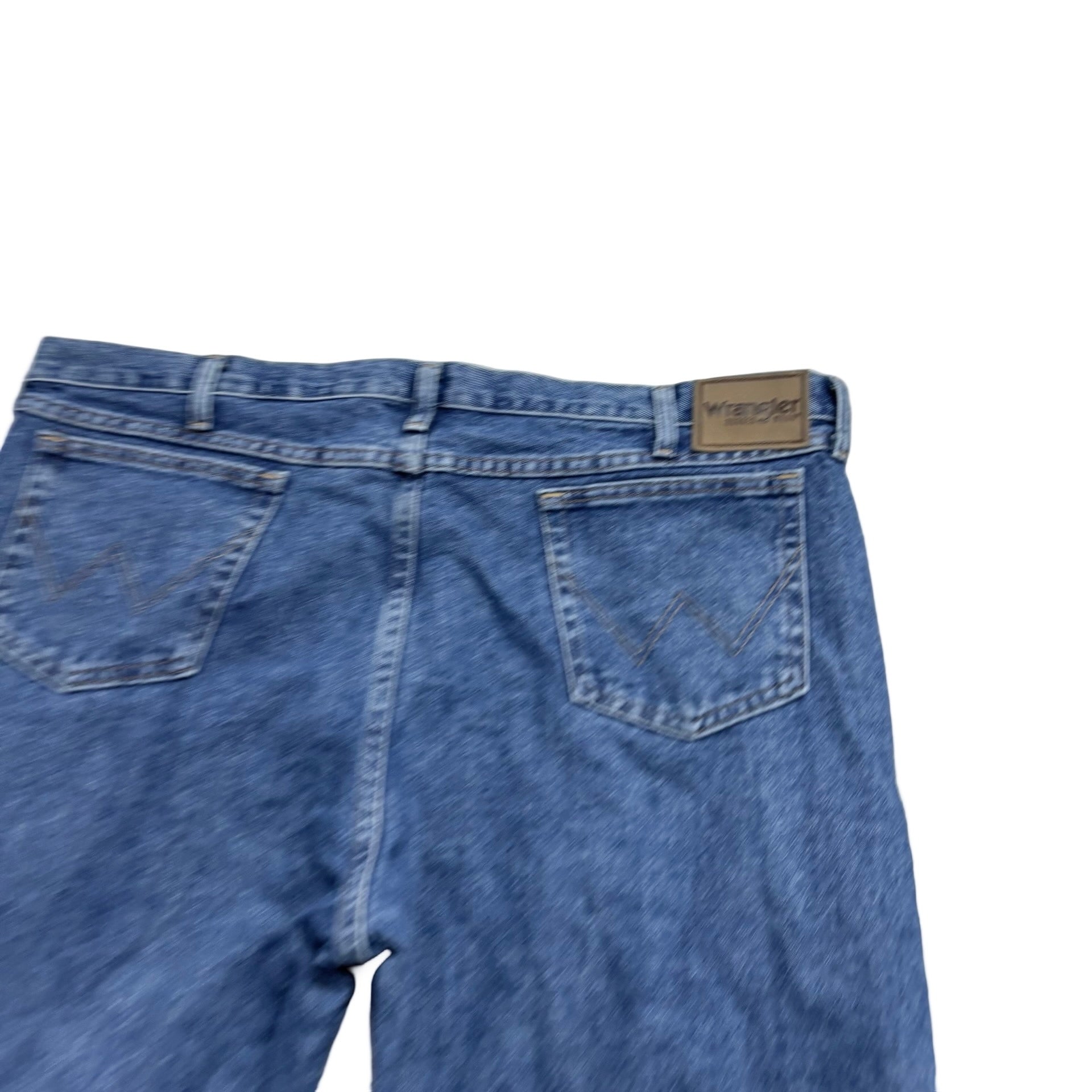 Wrangler Jeans W42 L30 Mens Mid Blue Relaxed Straight Fit Vintage Denim (E)