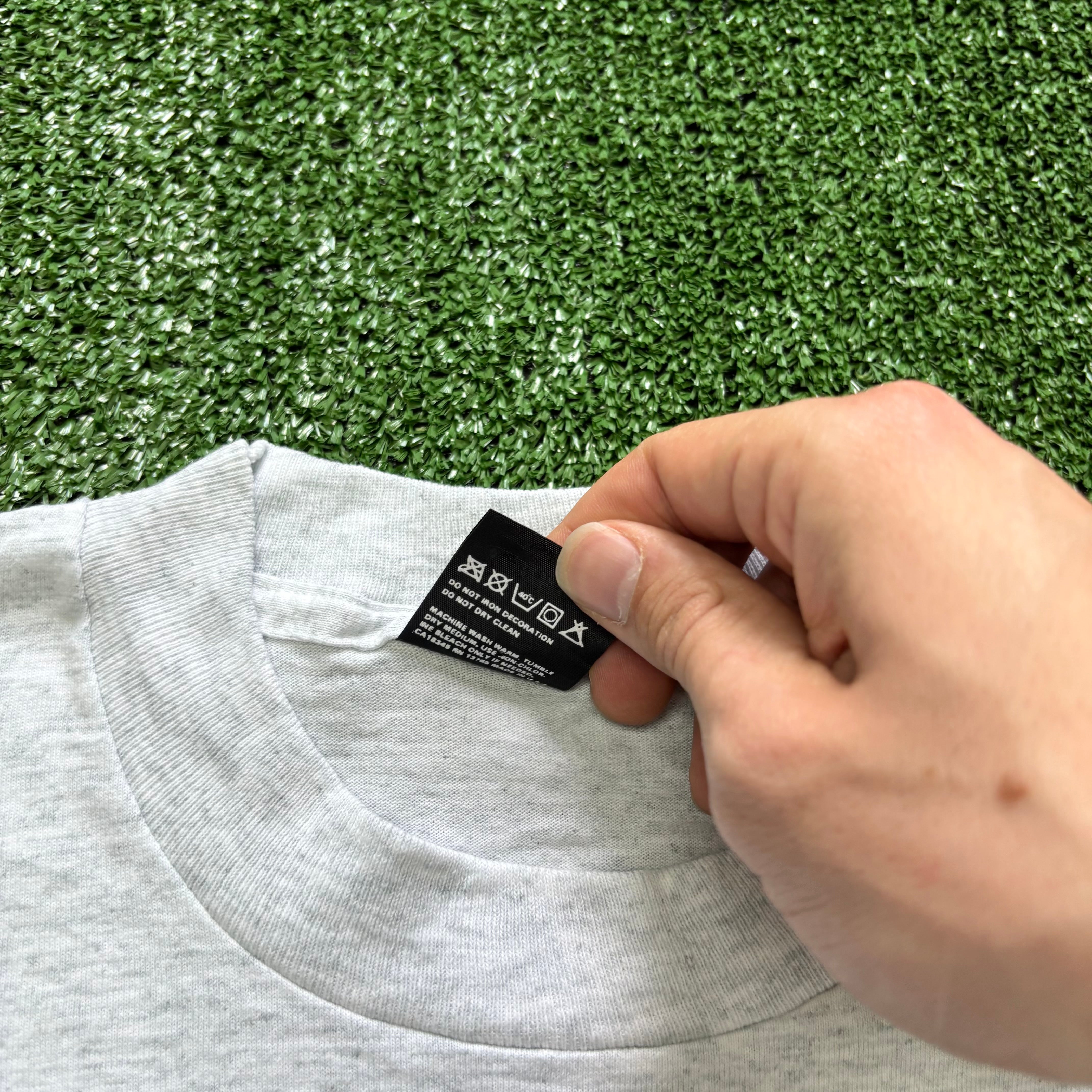 Vintage T Shirt Mens Medium Grey Single Stitch Graphic Print 90s USA Tourist