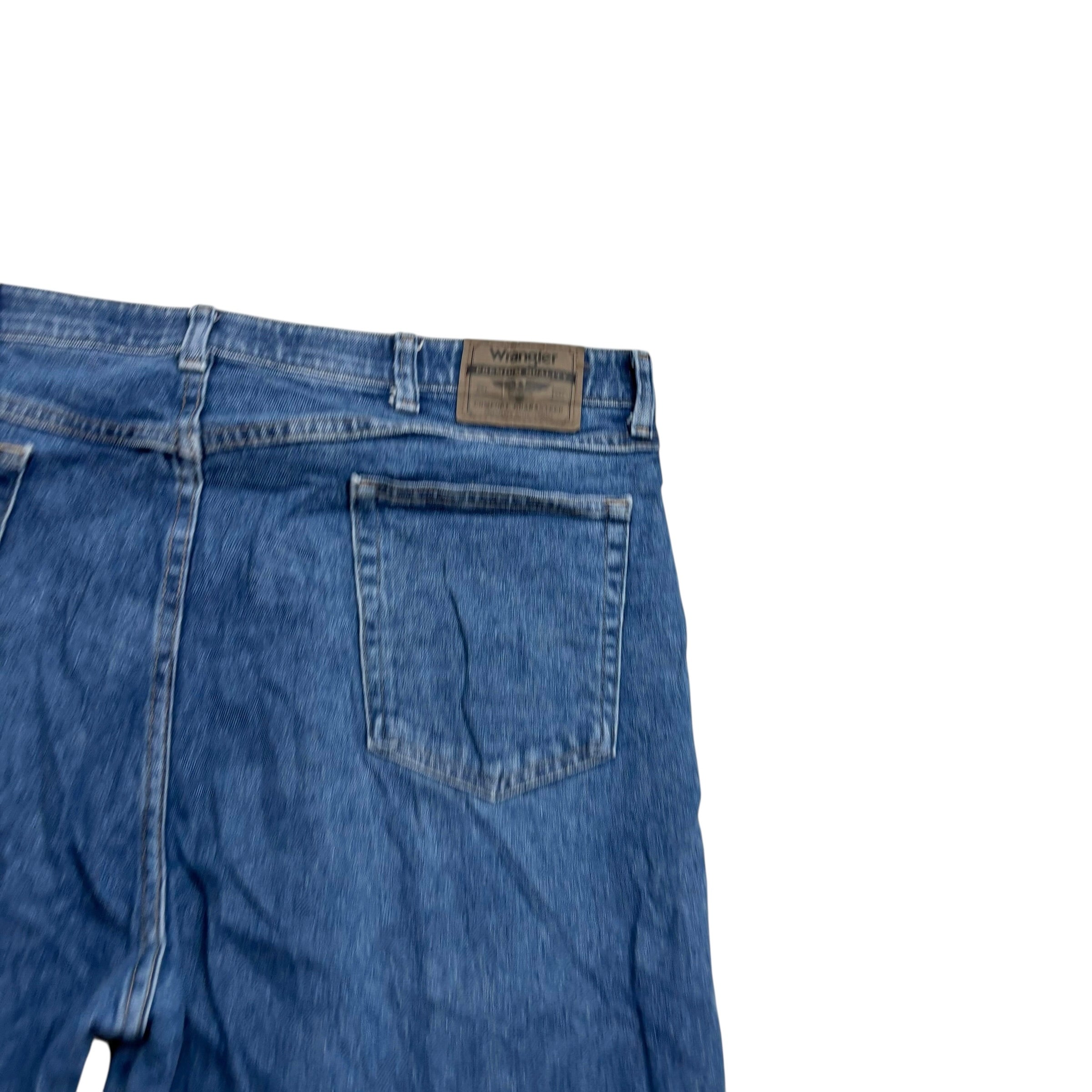 Wrangler Jeans W40 L29 Mens Mid Blue Relaxed Straight Fit Stretch Denim (E)