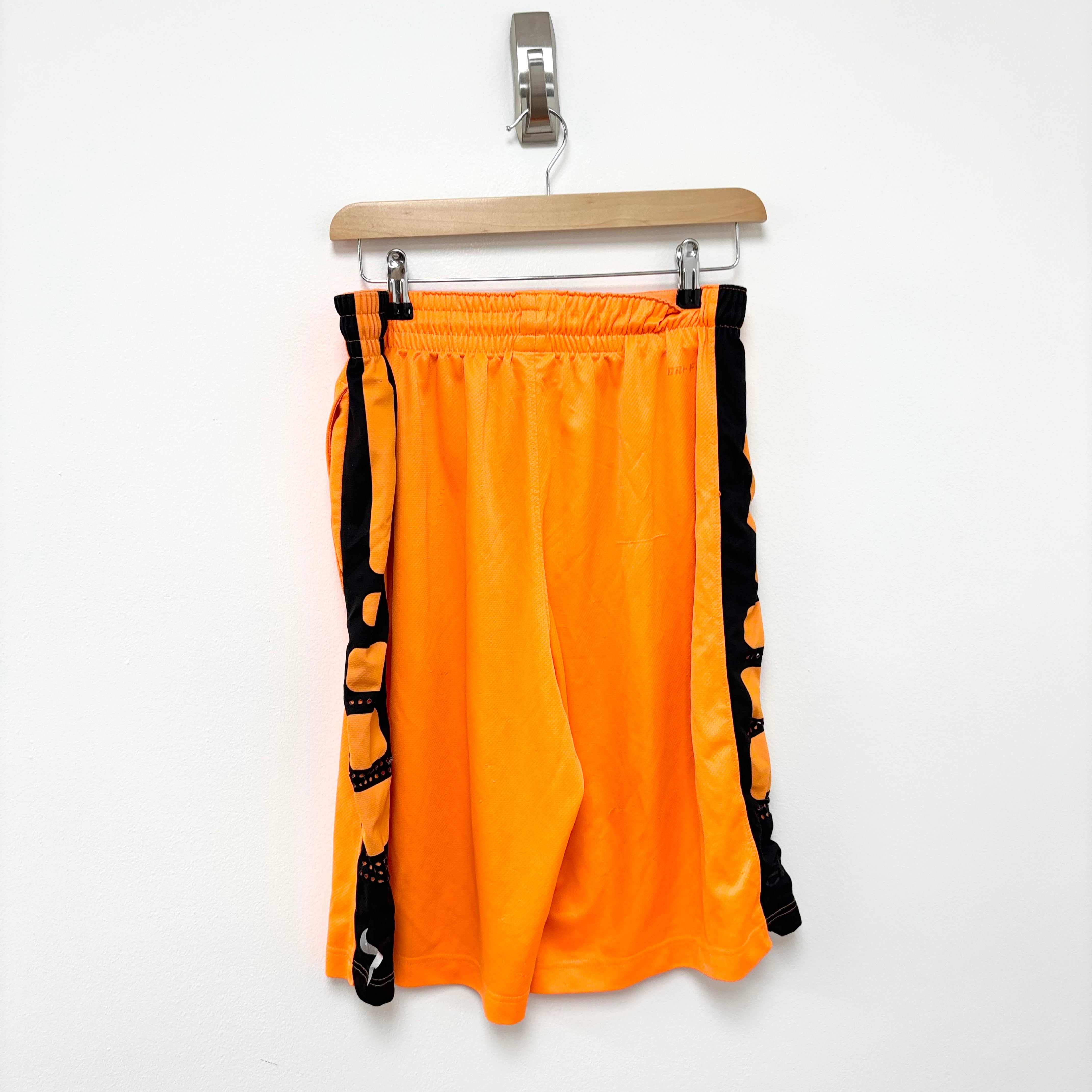 Nike Shorts Mens Medium Orange Dri Fit Running Sports Gym Athletic Pockets (F)