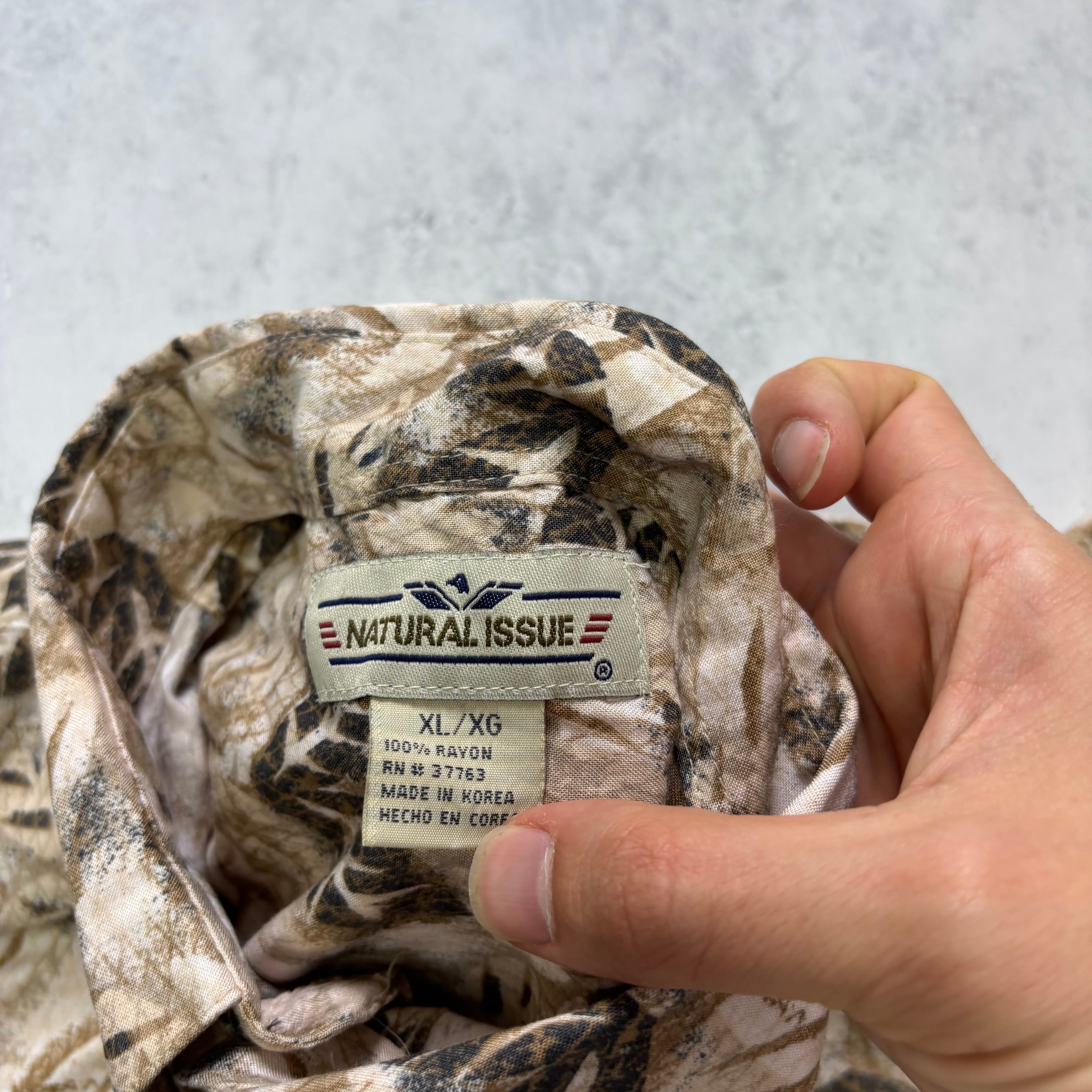 Vintage Hawaiian Shirt Mens XL Tan Floral Aloha Short Sleeve Rayon (E)