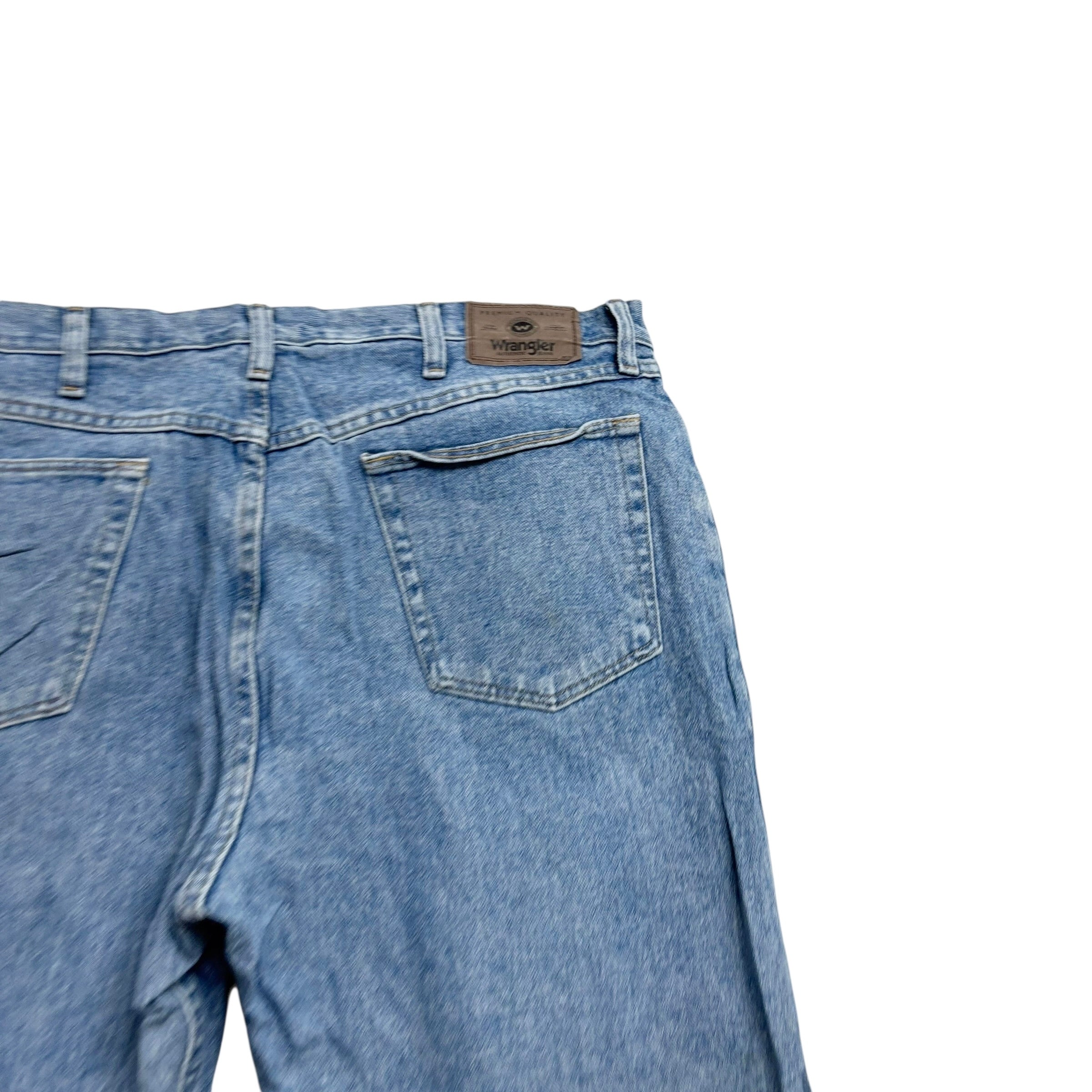 Wrangler Jeans W38 L29 Mens Light Blue Relaxed Straight Fit Denim