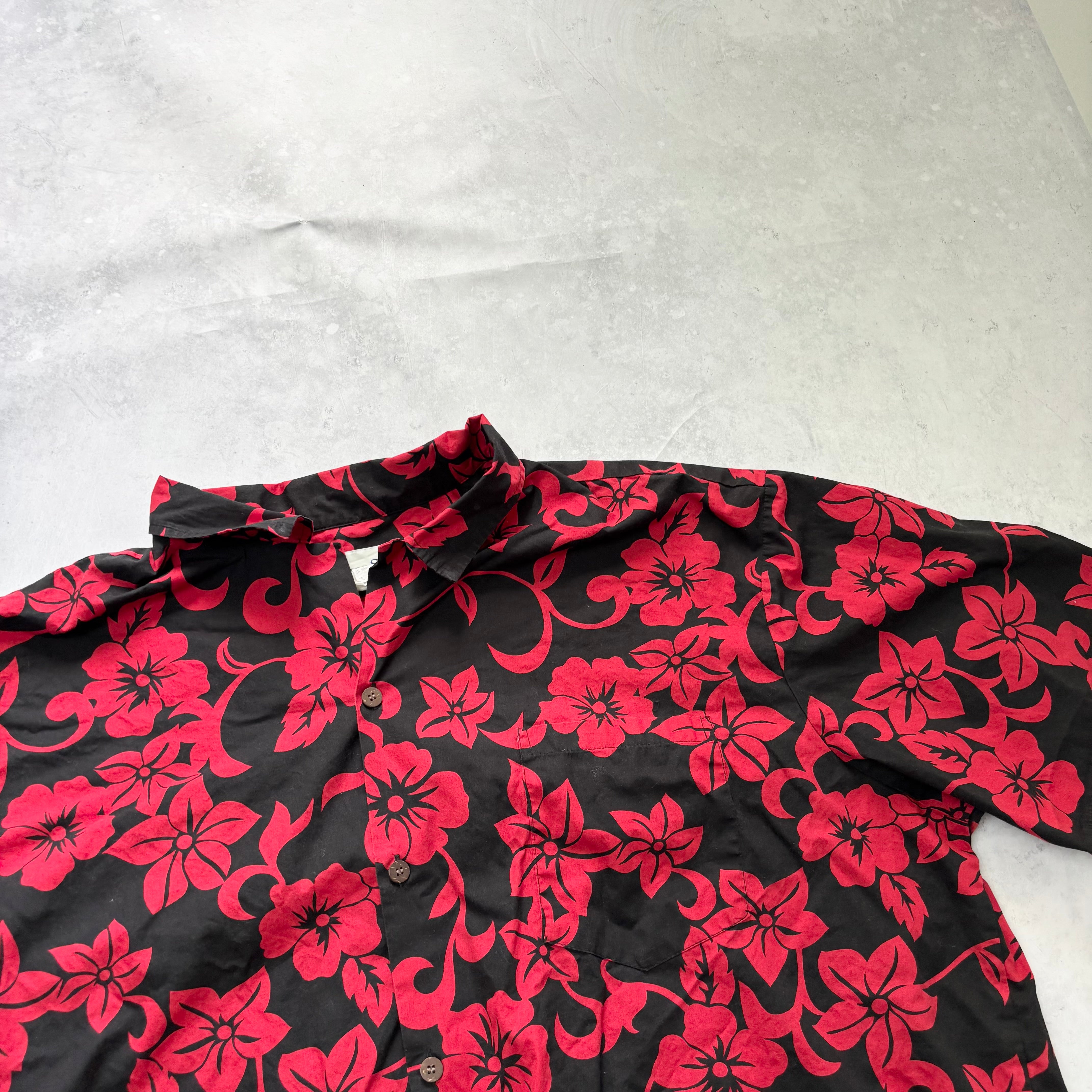Vintage Hawaiian Shirt Mens 5XL Red Black Floral Aloha Short Sleeve Cotton (E)