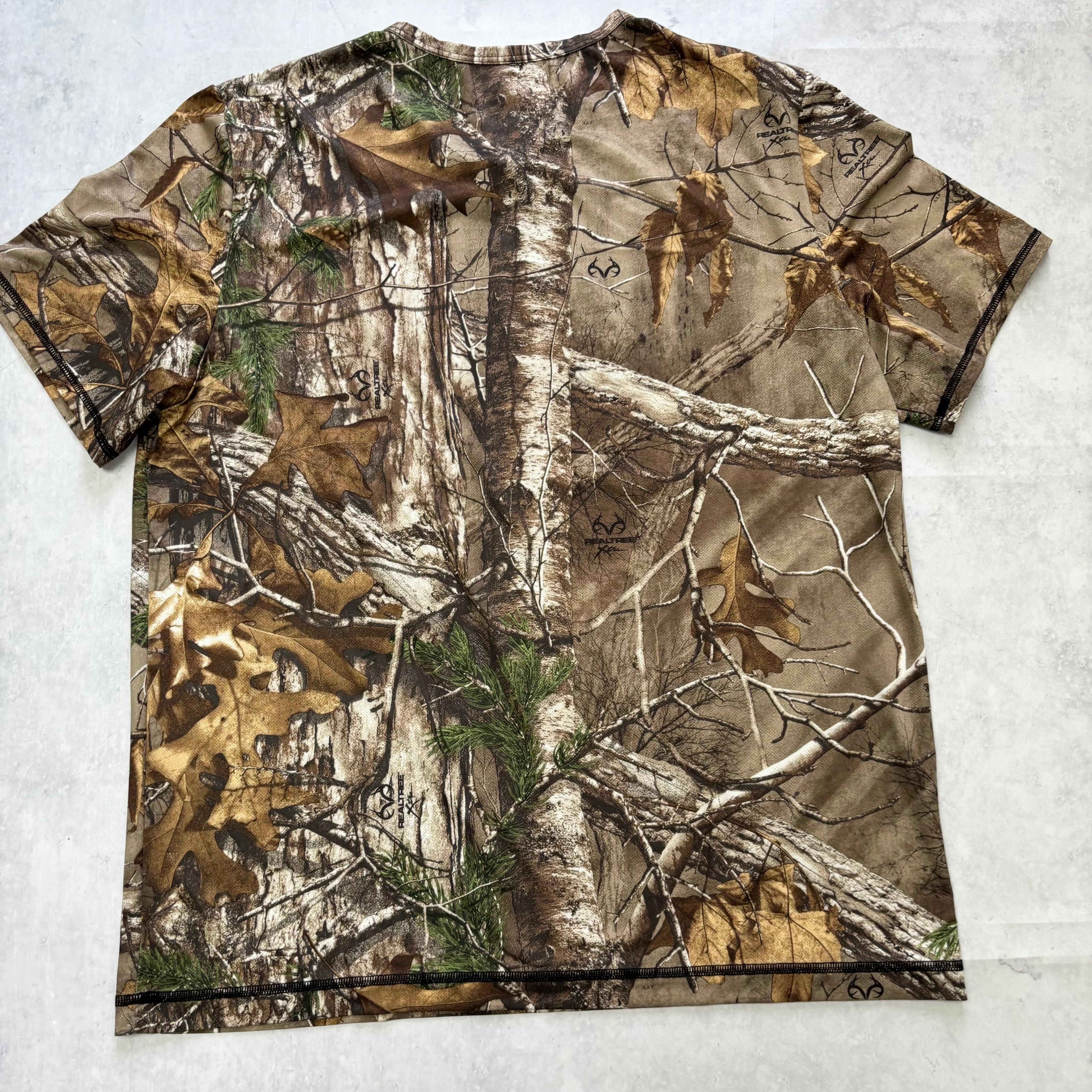 RealTree T Shirt Mens Large Camo Y2K Hunting (E)
