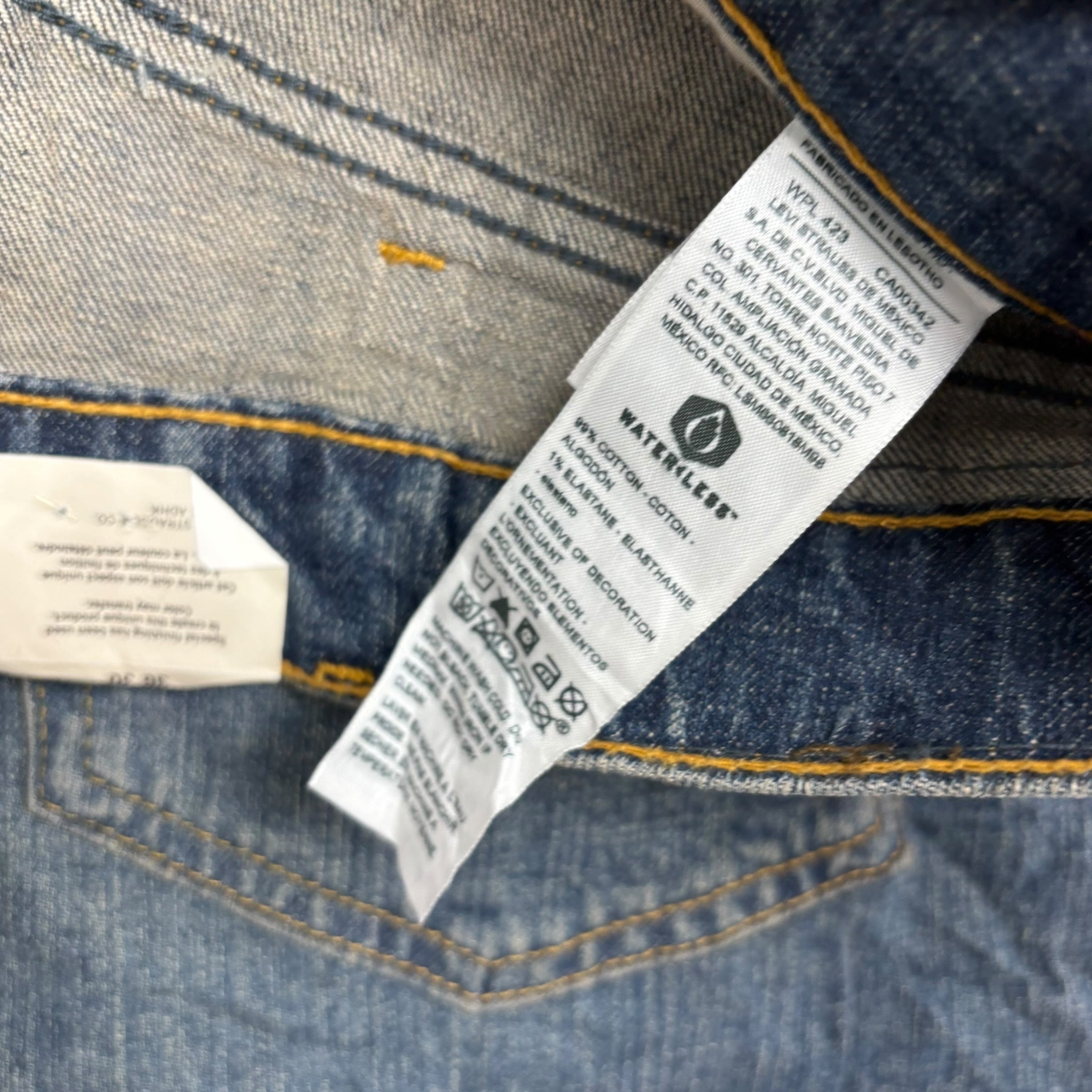 Levis Signature Jeans W36 L30 Mens Mid Blue Regular Bootcut Fit Stretch (E)