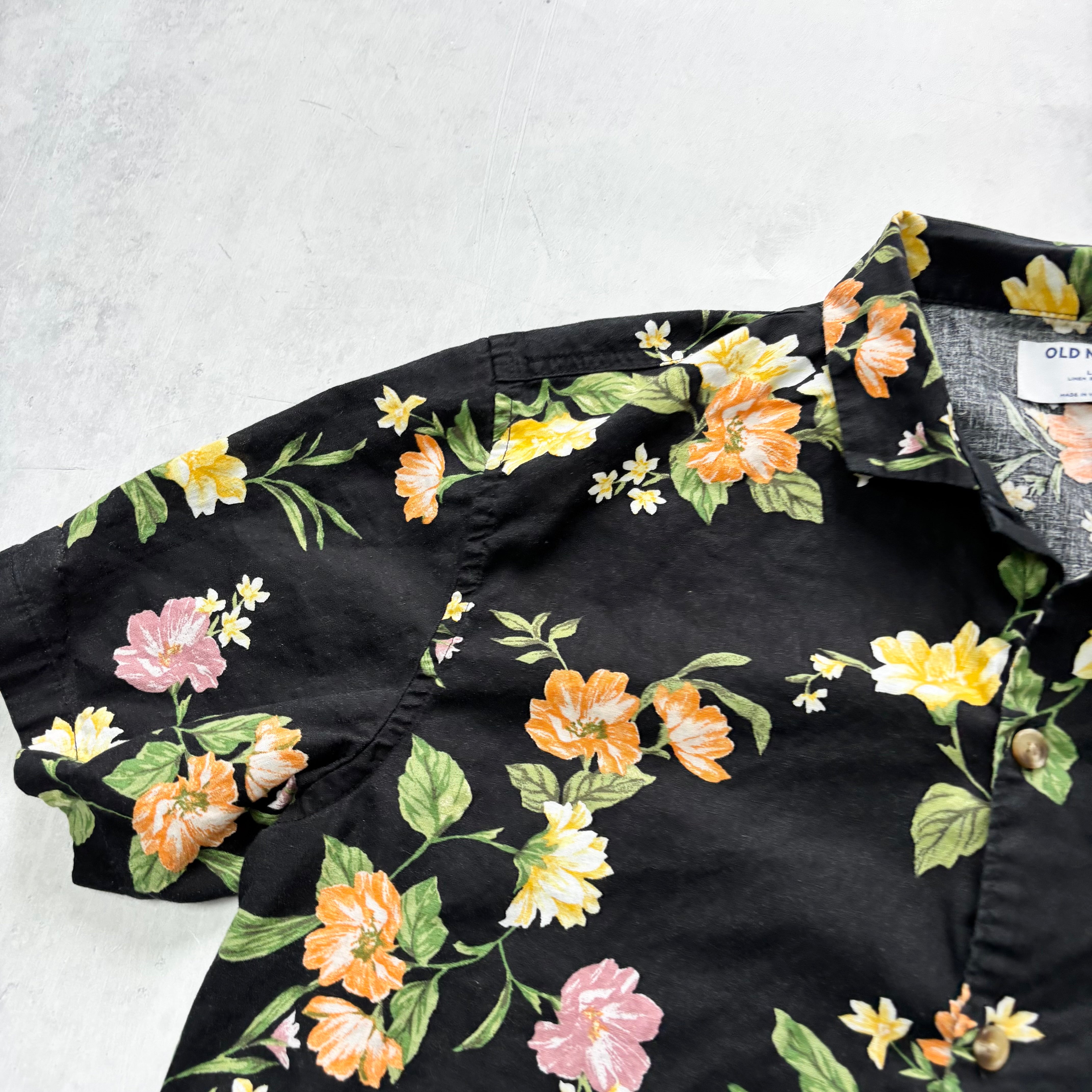 Old Navy Hawaiian Shirt Mens Large Black Floral Aloha Short Sleeve Linen (E)