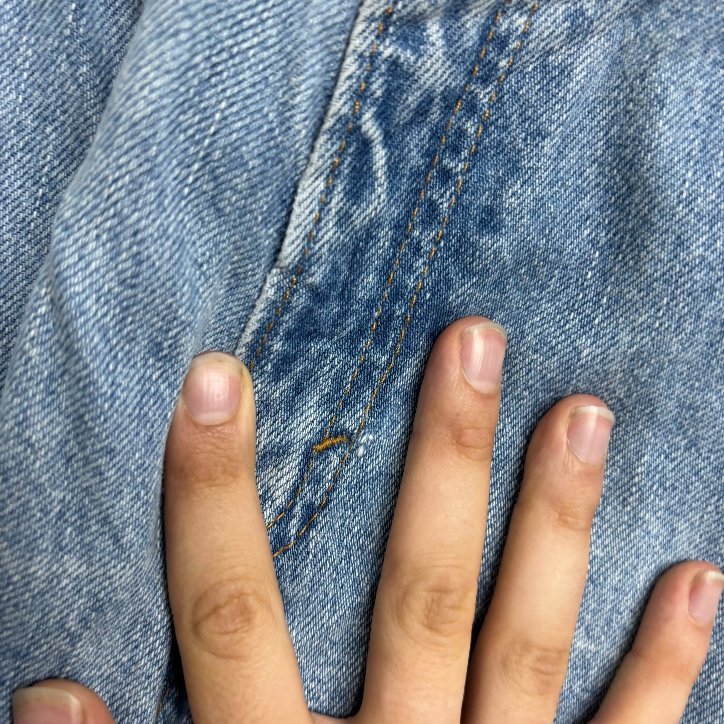 Levis 550 Jeans W33 L31 Womens Light Blue Relaxed Tapered Fit Vintage