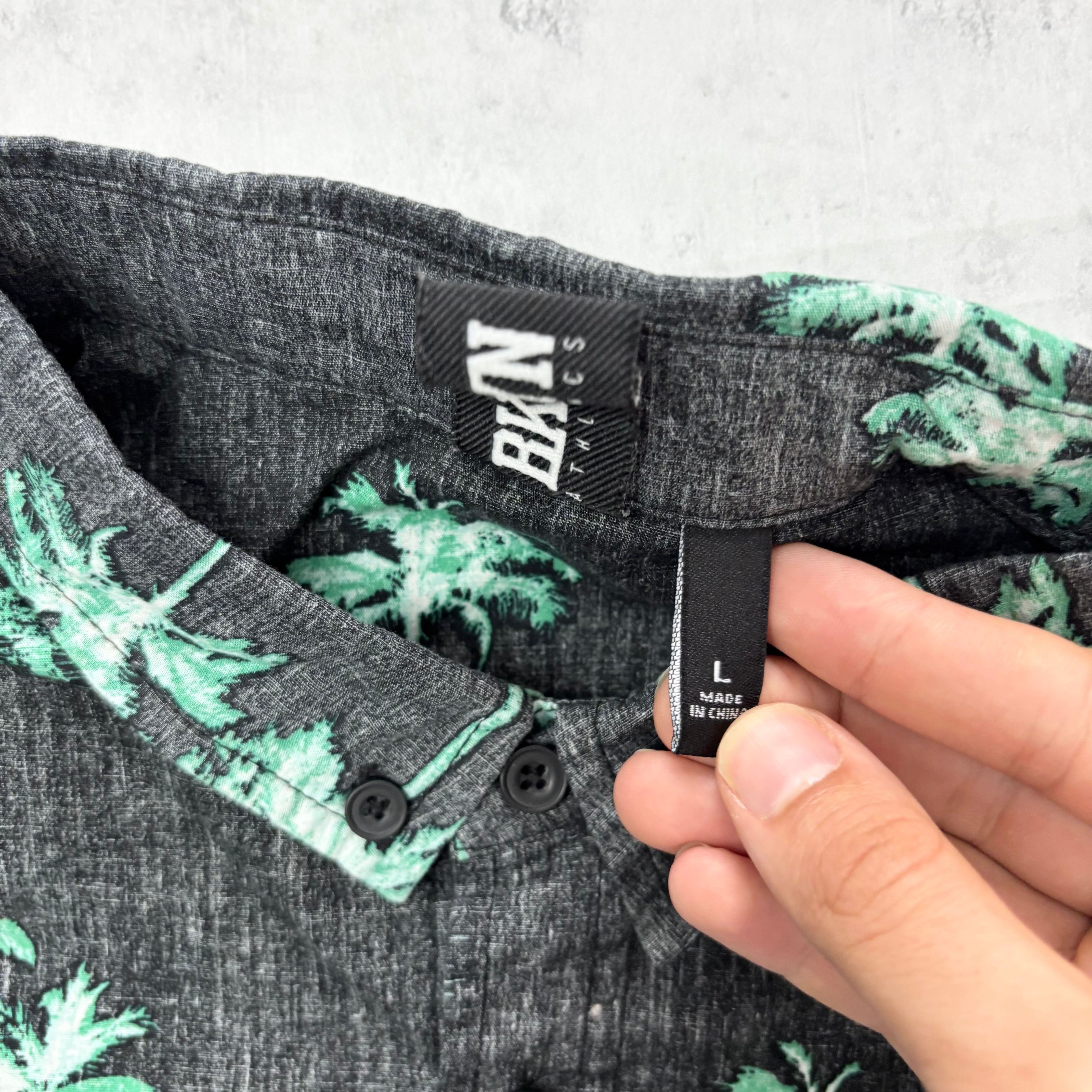 Hawaiian Shirt Mens Large Black Floral Aloha Short Sleeve Cotton Regular Fit (E)
