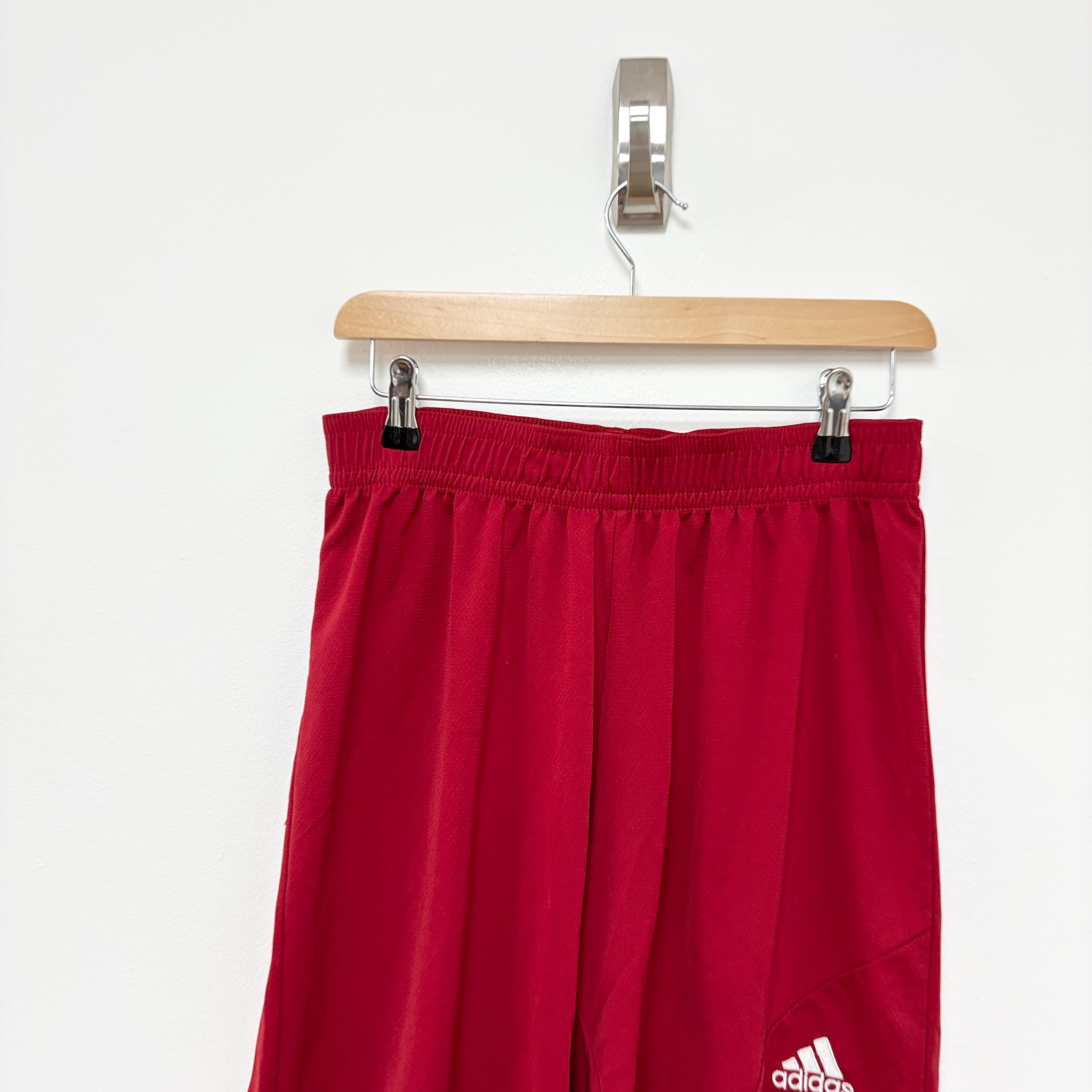 Adidas Shorts Mens Medium Red Sports Running Gym Athletic