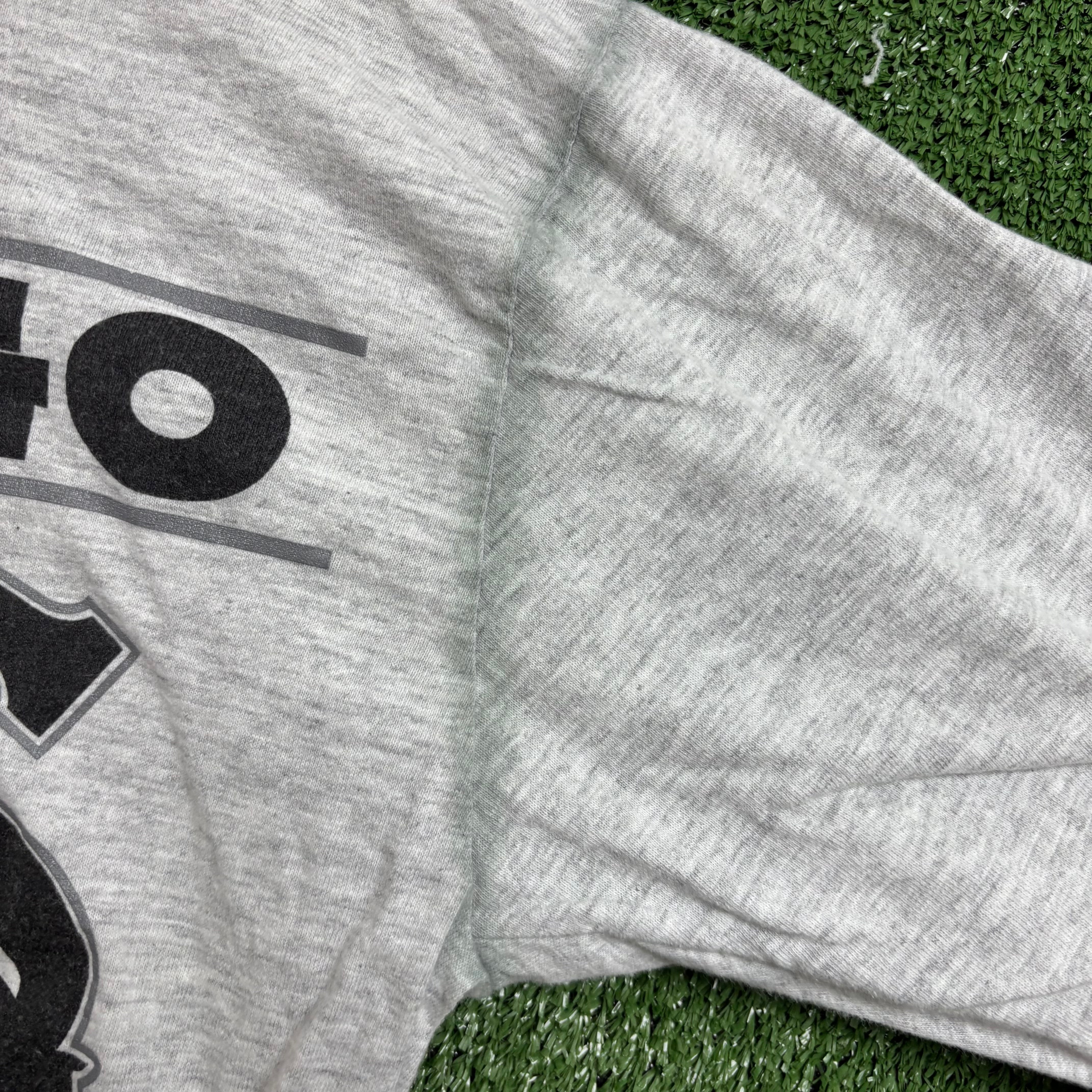 Vintage T Shirt Mens Small Grey Single Stitch Graphic Print 90s USA Baseball (F)