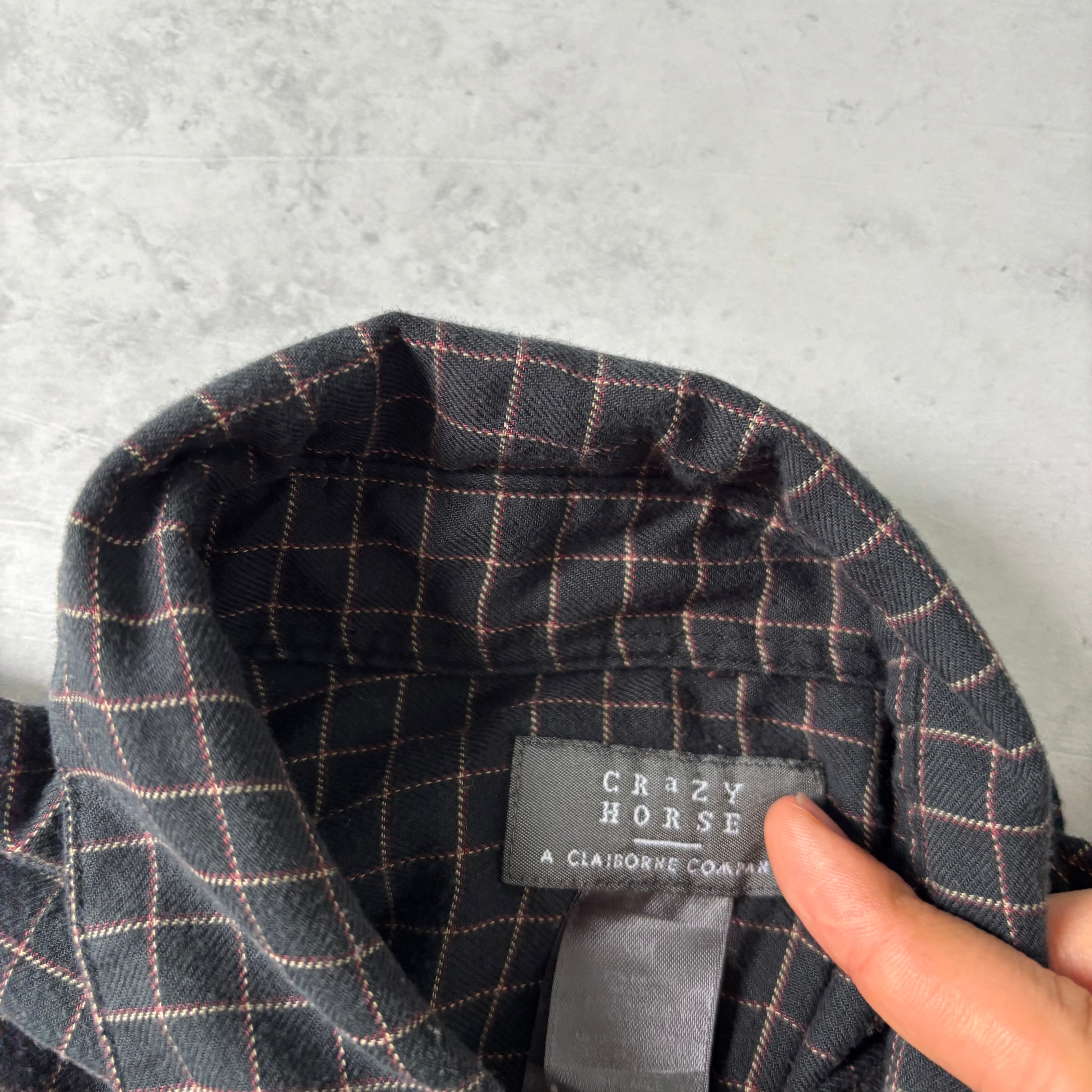 Mens Long Sleeve Shirt Medium Black Check Pattern Rayon Blend (E)