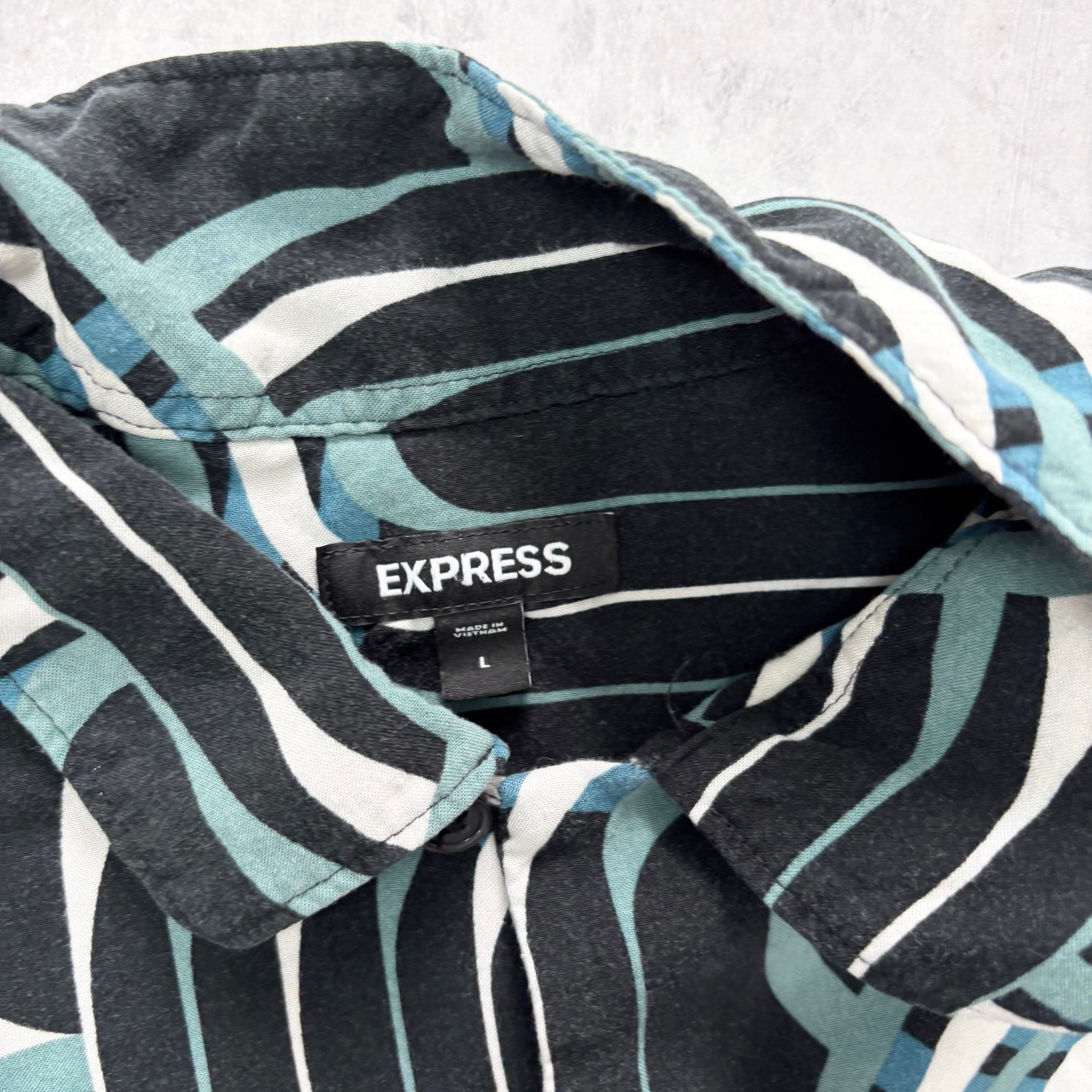 Express Shirt Mens Large Black Abstract Funky Short Sleeve Rayon (E)