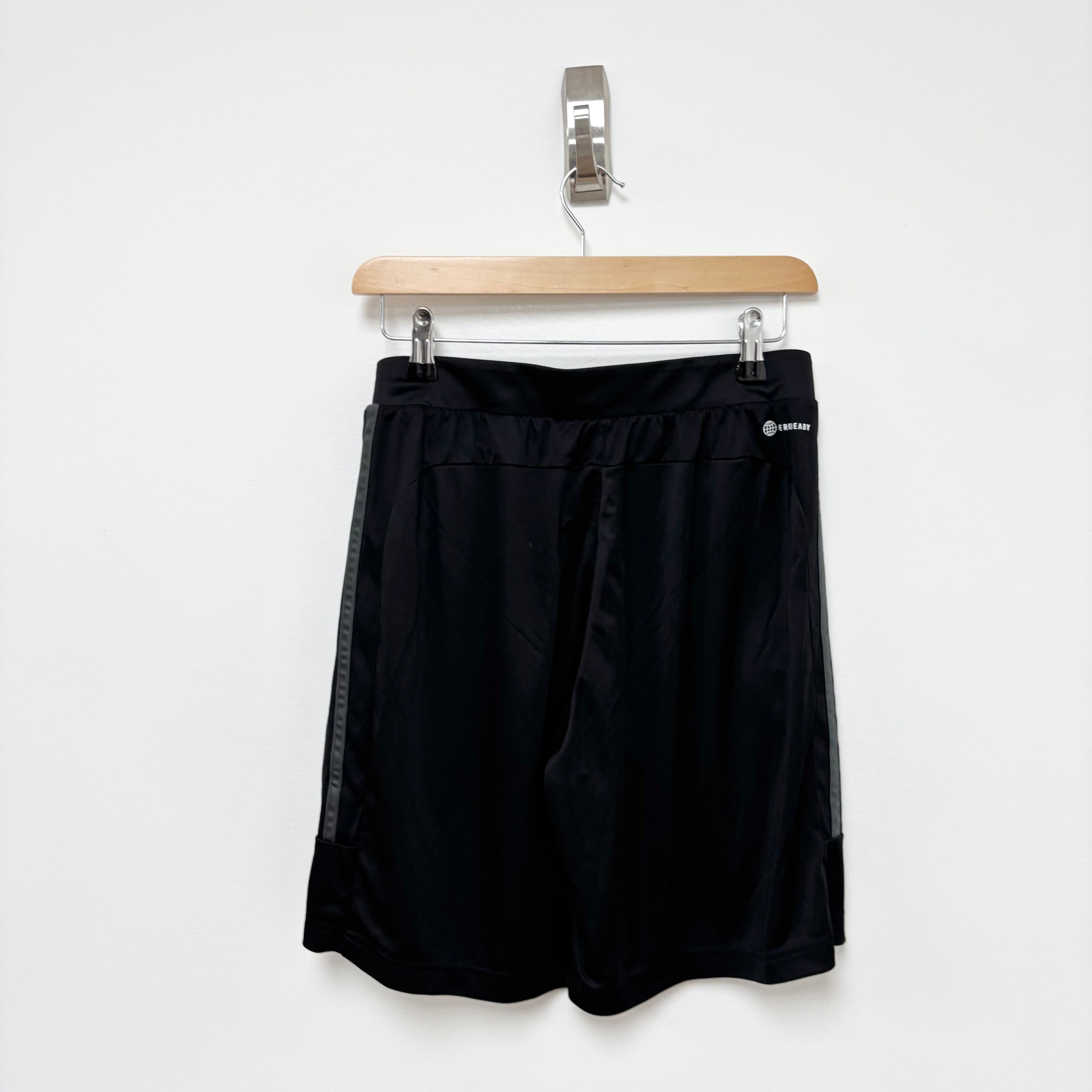 Adidas Shorts Mens Medium Black Sports Running Gym Athletic Pockets (E)