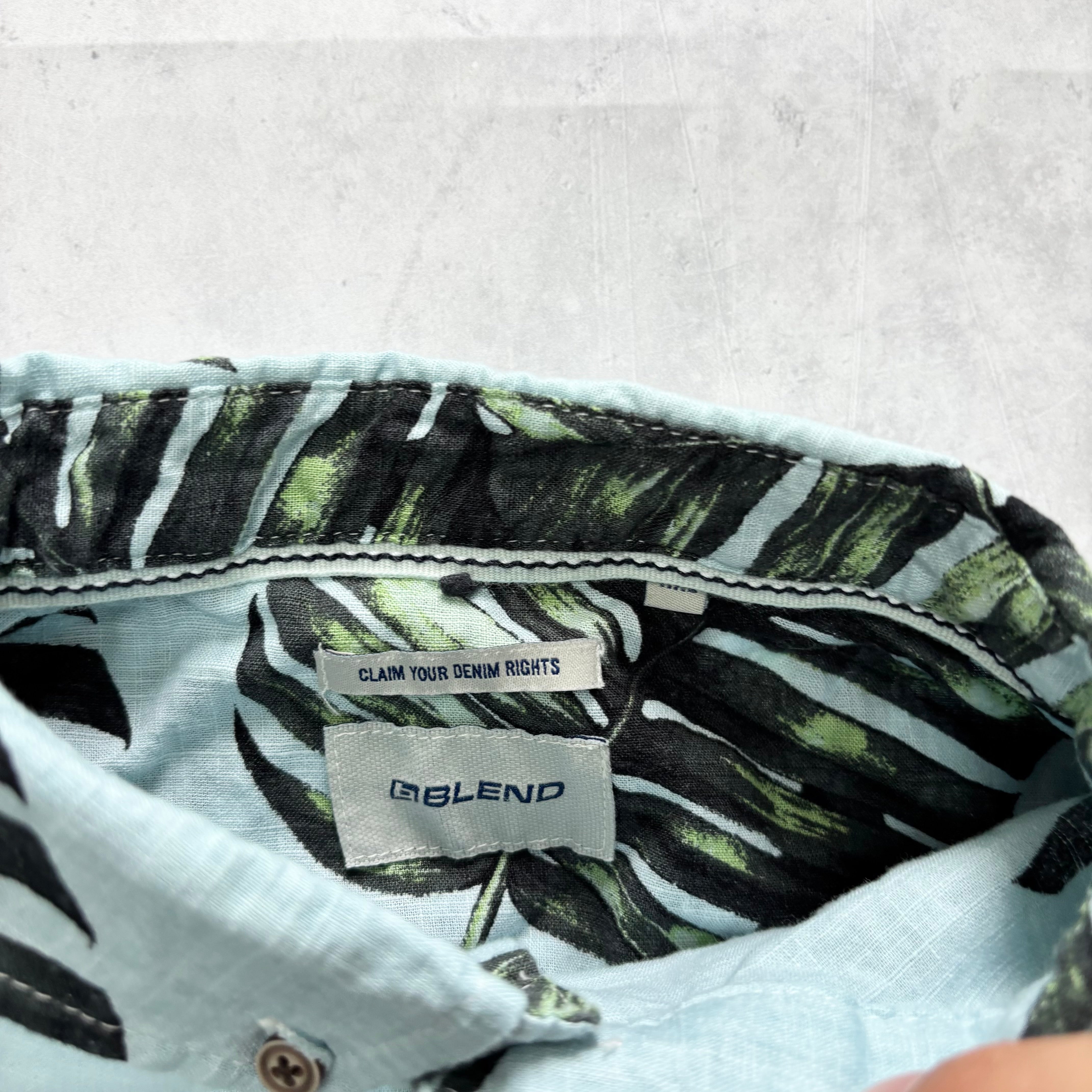 Hawaiian Shirt Mens XL Blue Floral Aloha Short Sleeve Cotton Slim Fit (E)