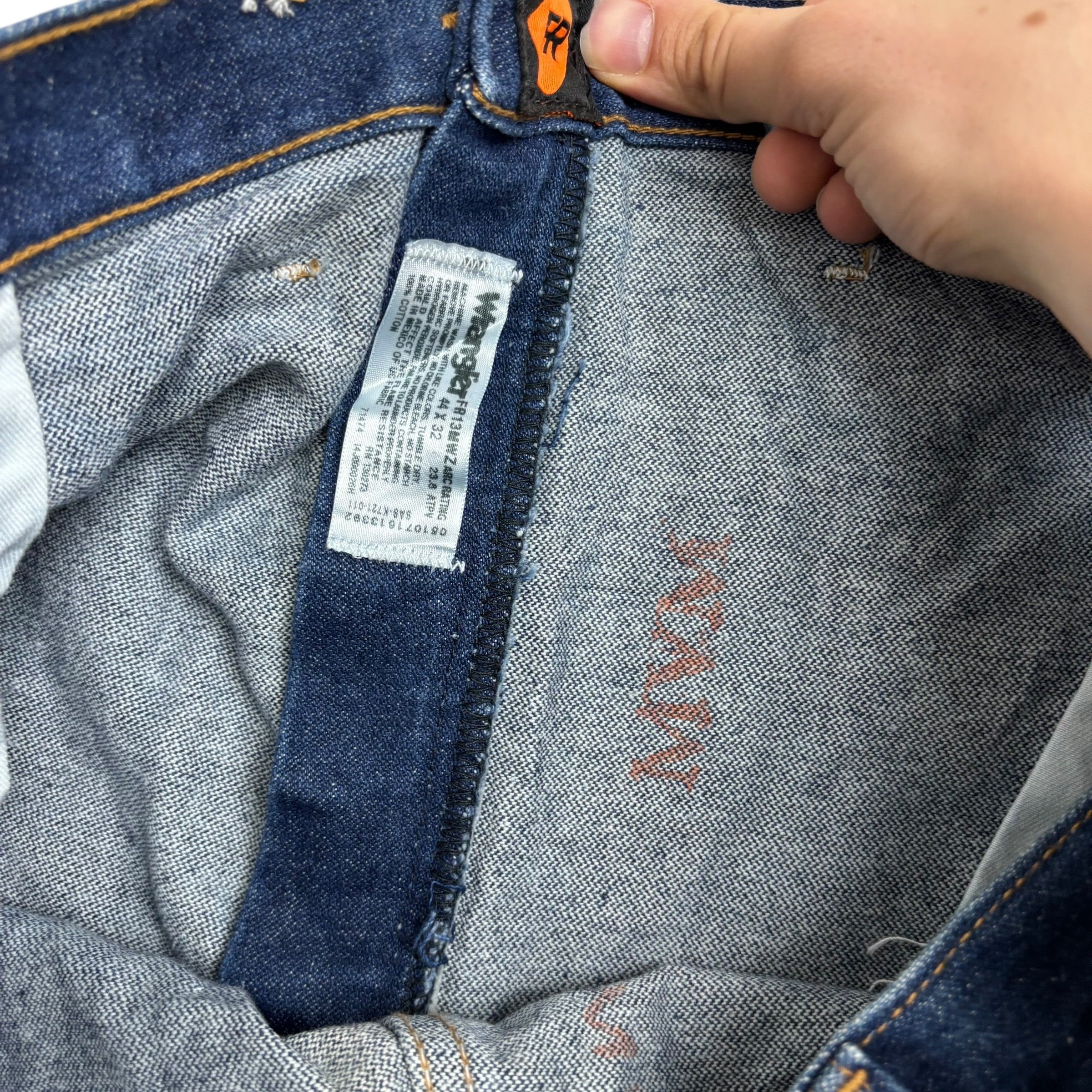 Wrangler Jeans Cowboy Cut W44 L32 Mens Dark Blue 13MWZ Original Fit Denim