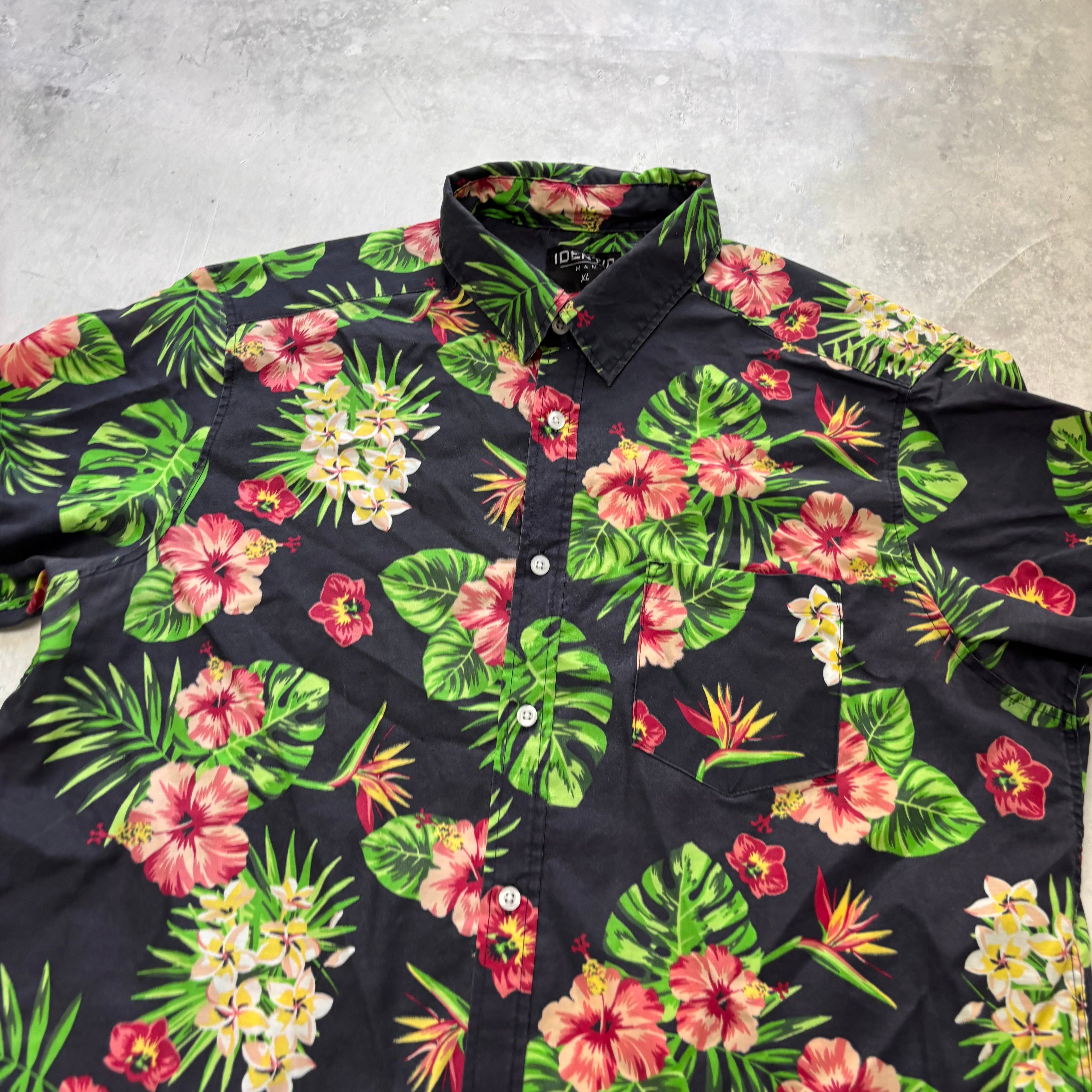 Hawaiian Shirt Mens XL Black Multi Floral Aloha Short Sleeve Slim Fit (E)