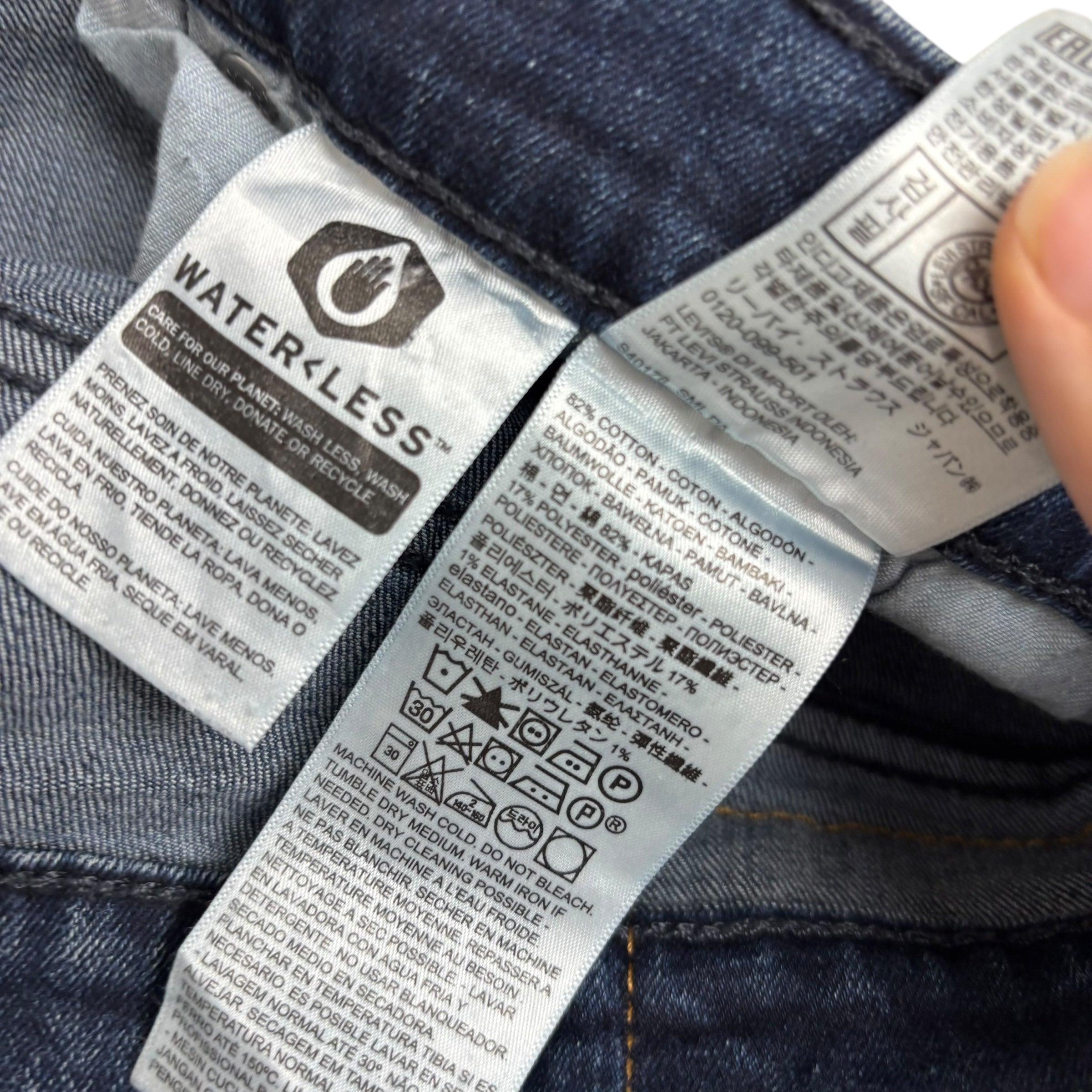 Levis 541 Jeans W36 L34 Mens Navy Blue Athletic Tapered Fit Stretch Denim