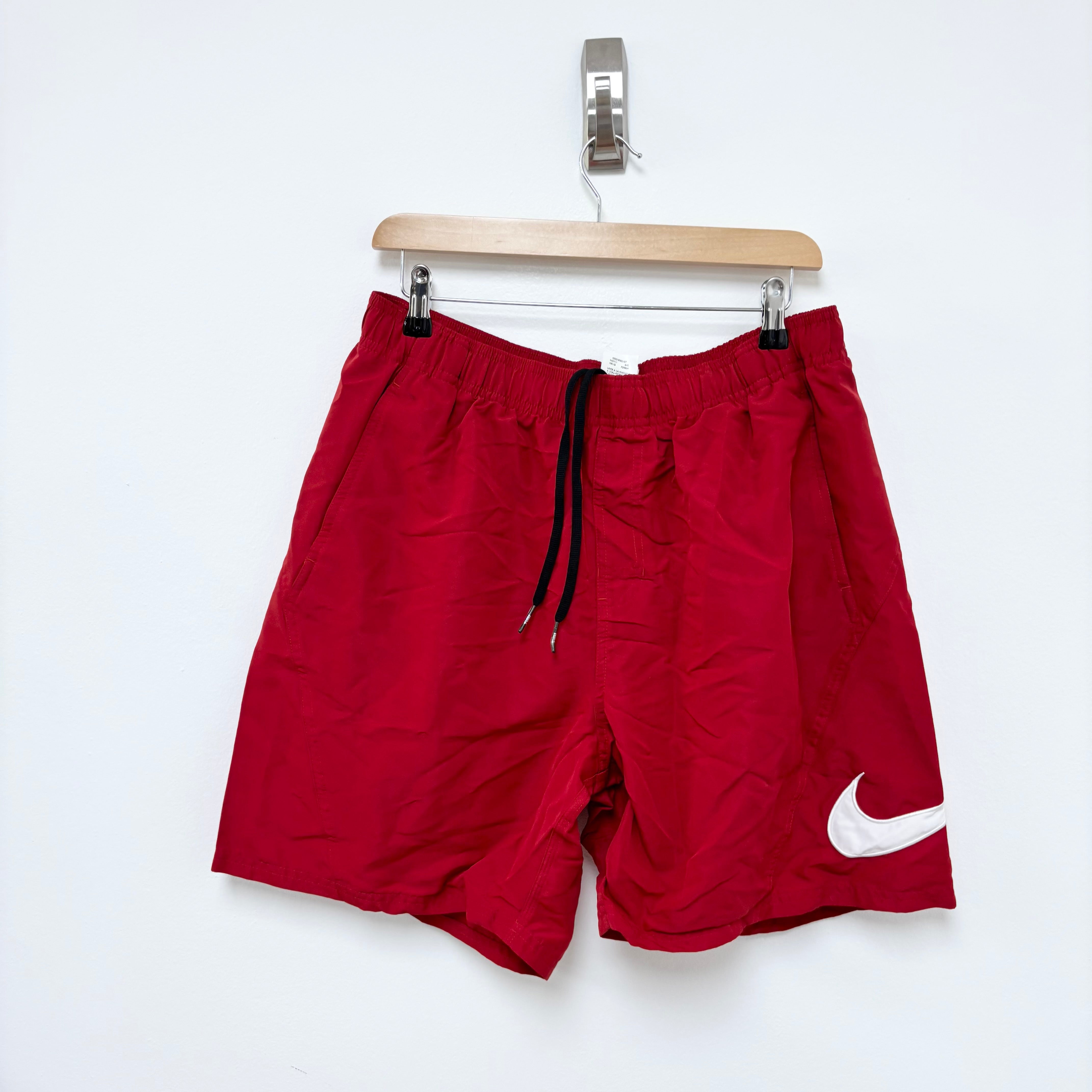 Nike Shorts Mens XL Red Running Sports Gym Athletic Pockets