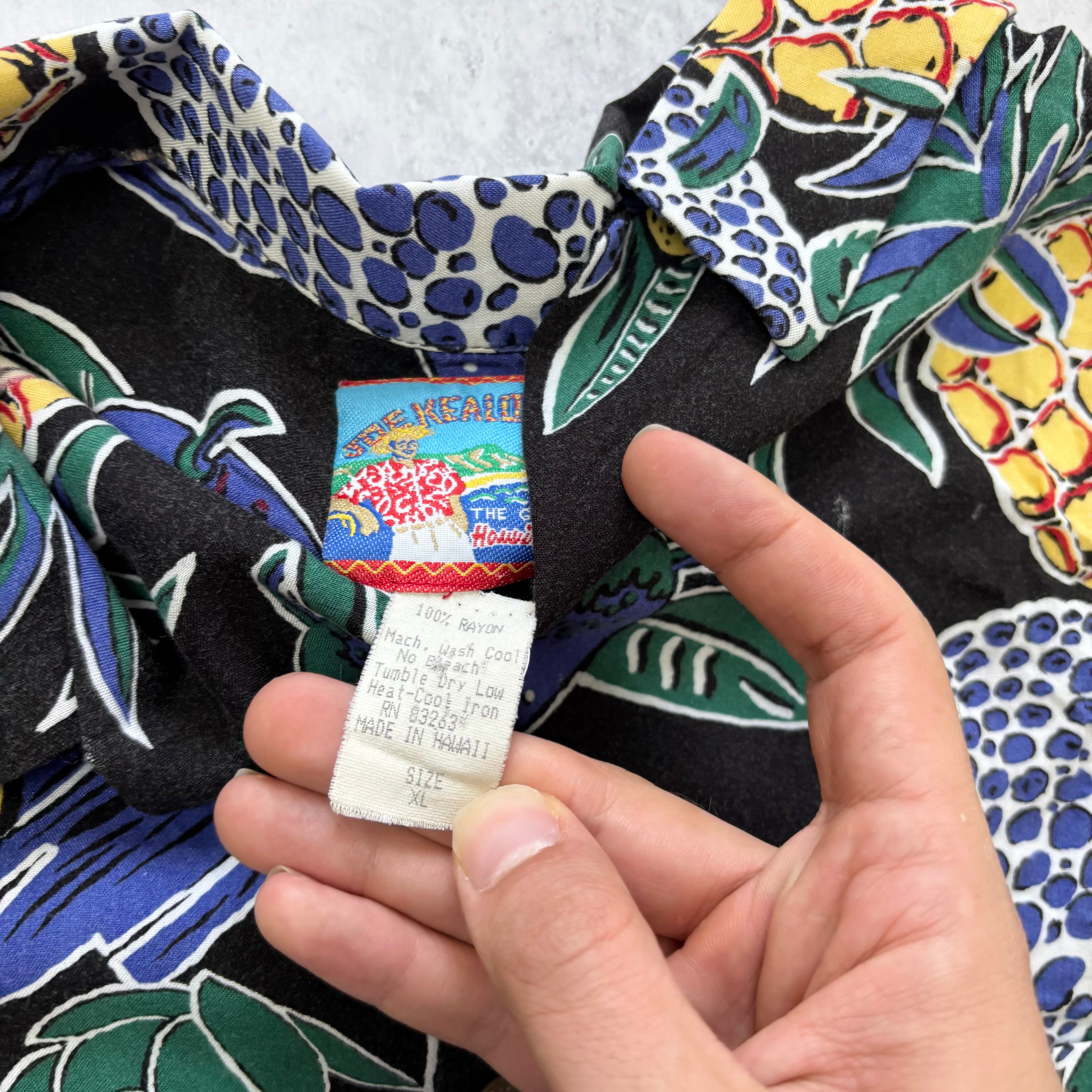 Vintage Hawaiian Shirt Mens XL Black Floral Aloha Rayon