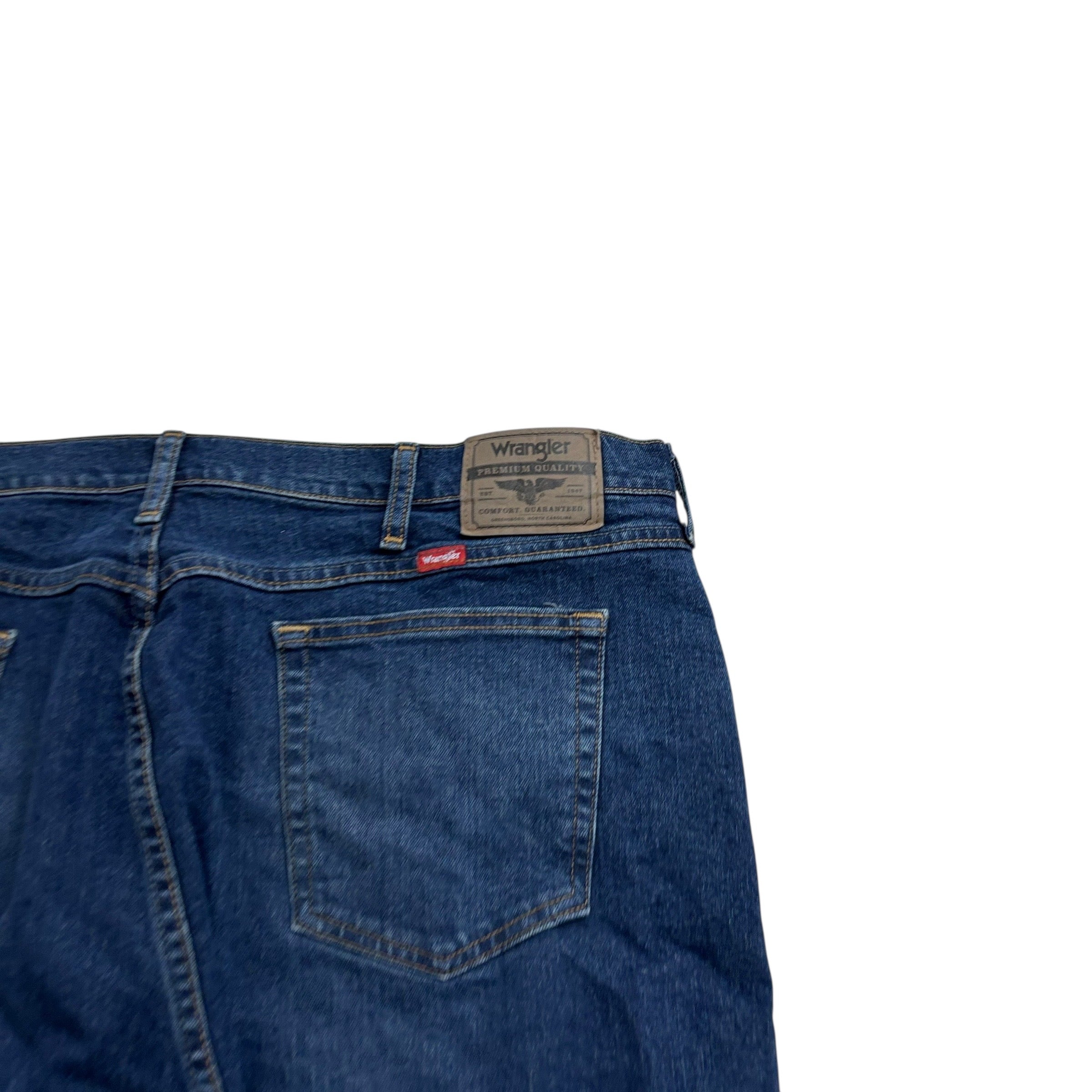 Wrangler Jeans W42 L32 Mens Dark Blue Relaxed Straight Fit Stretch Denim (E)