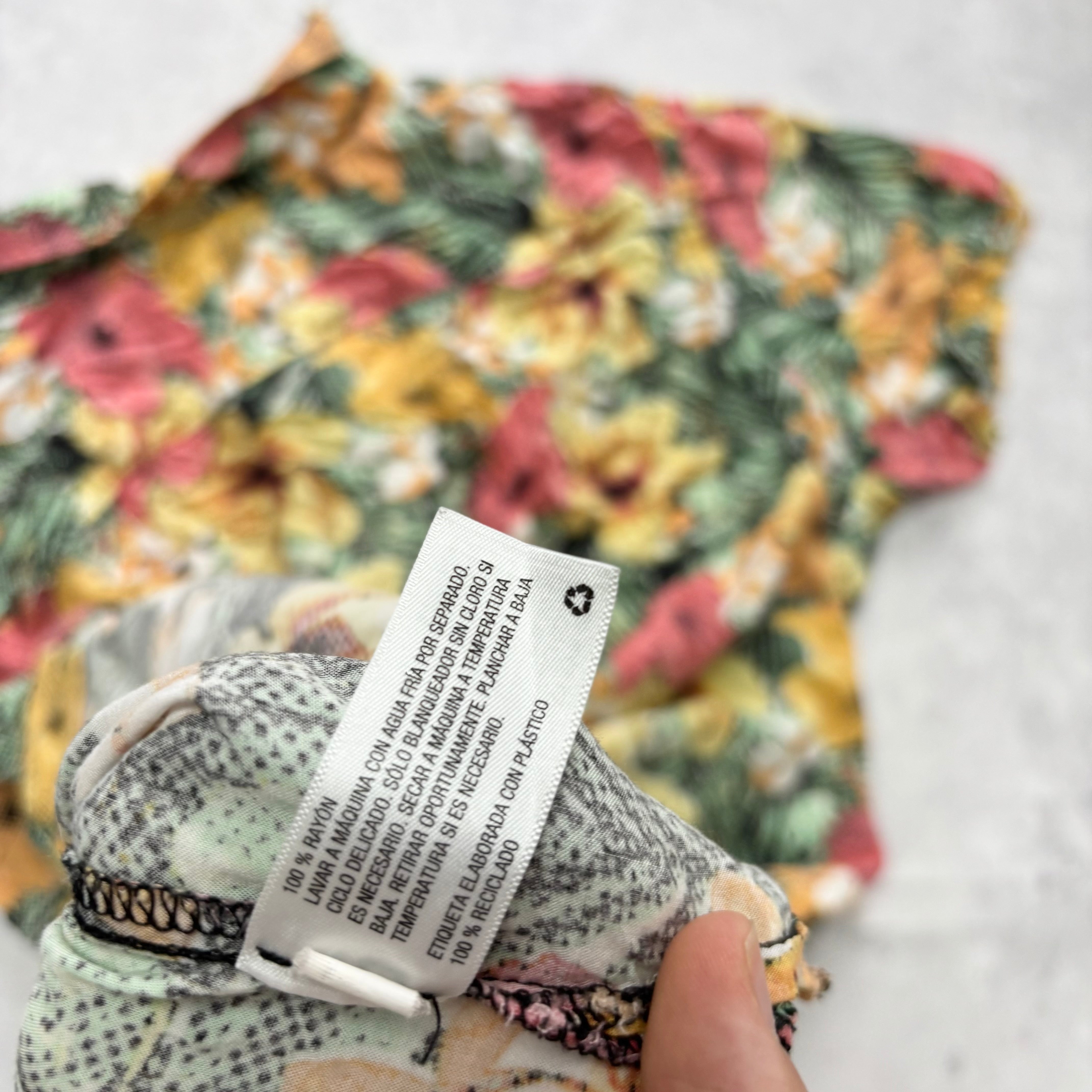 Hawaiian Shirt Mens XXL Floral Aloha Short Sleeve Rayon Slim Fit (E)