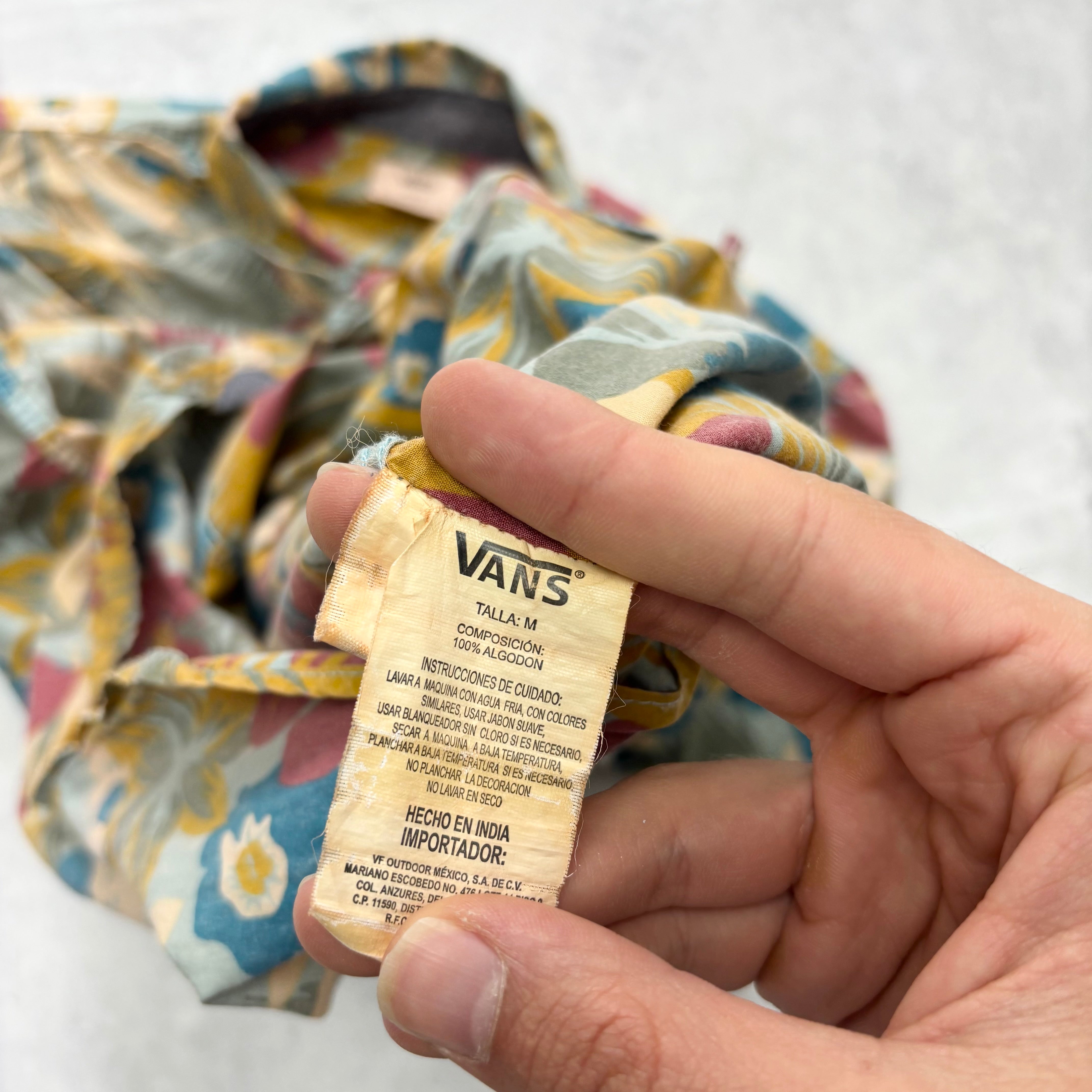 Vans Hawaiian Shirt Mens Medium Multi Floral Aloha Short Sleeve Cotton (E)