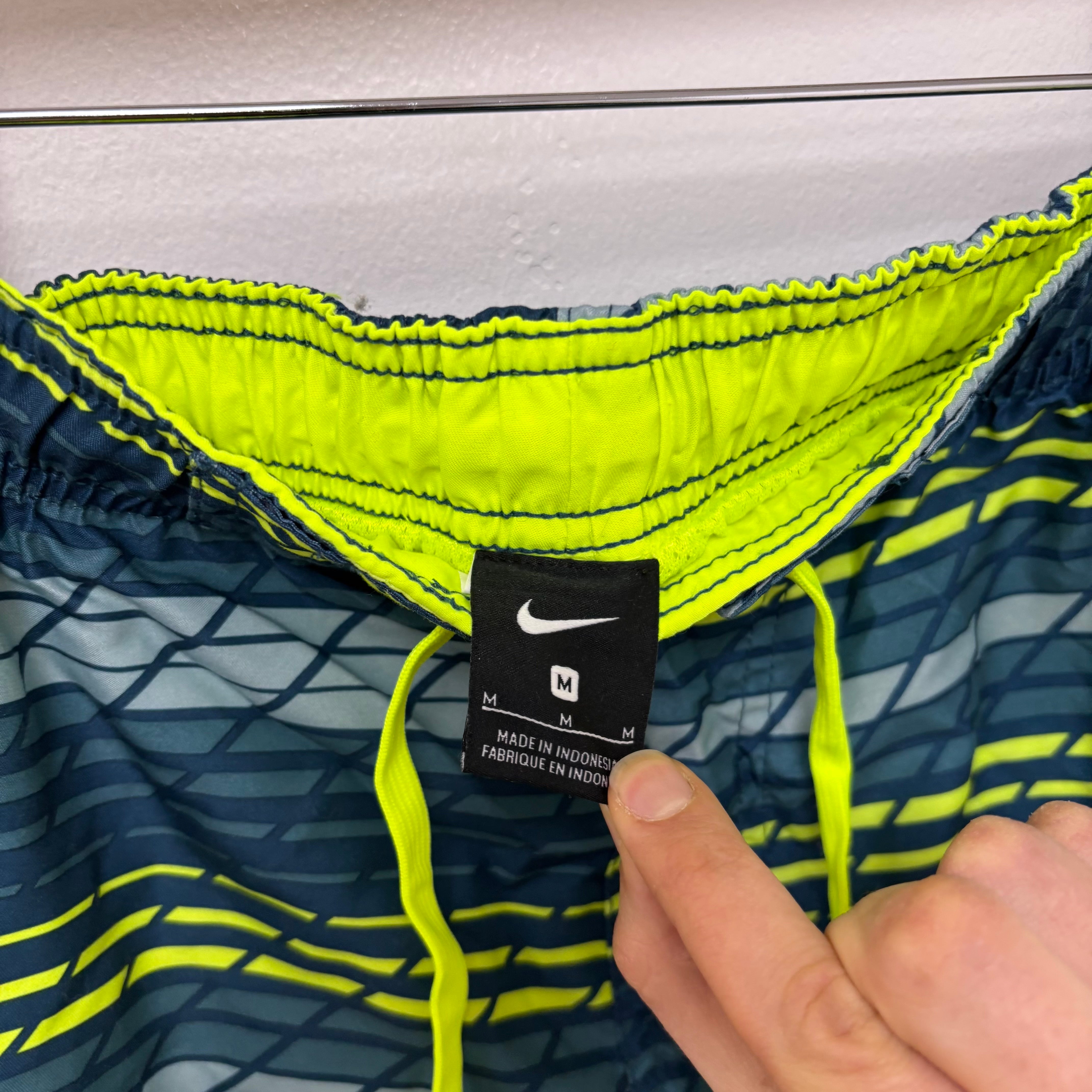 Nike Swim Shorts Mens Medium Green Board Beach Surf Pockets (E)