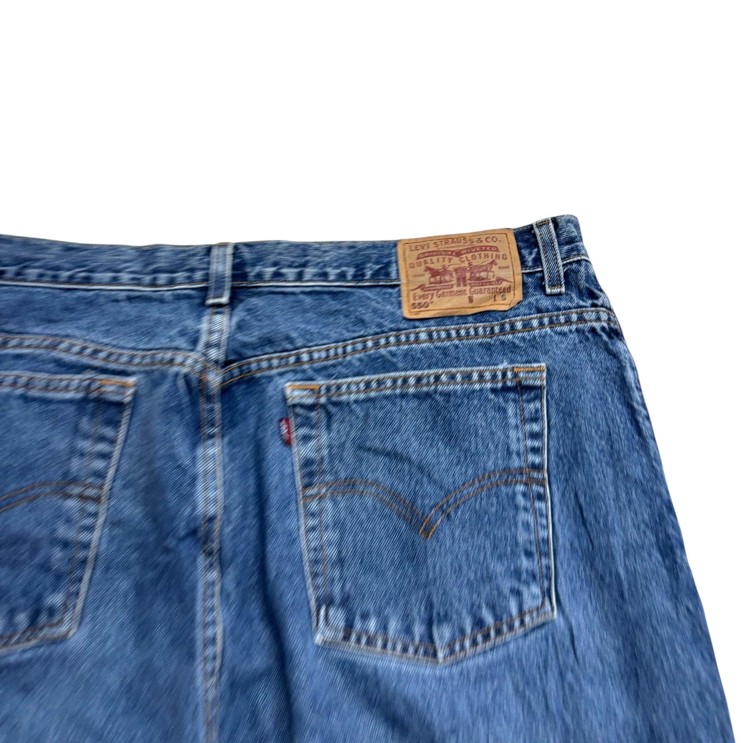 Levis 550 Jeans W38 L29 Womens Mid Blue Relaxed Tapered Fit Vintage (E)