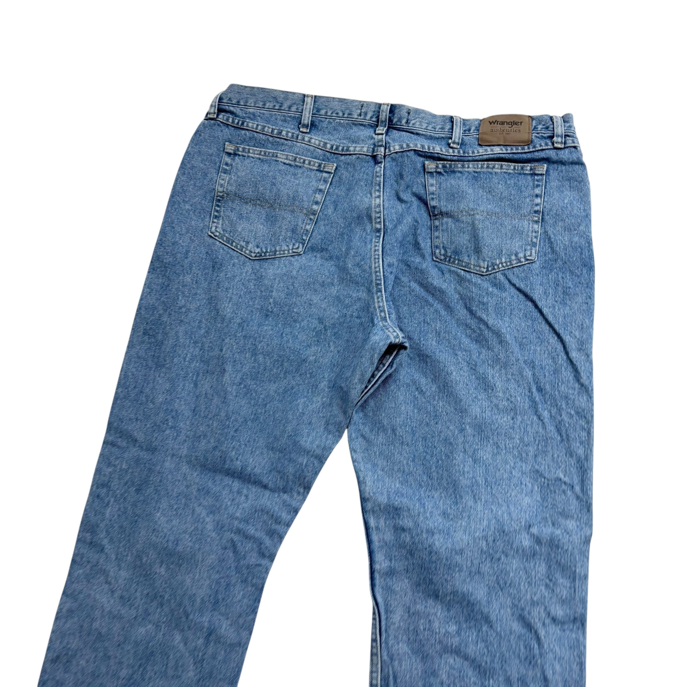 Wrangler Jeans W42 L32 Mens Light Blue Relaxed Straight Fit Denim (E)